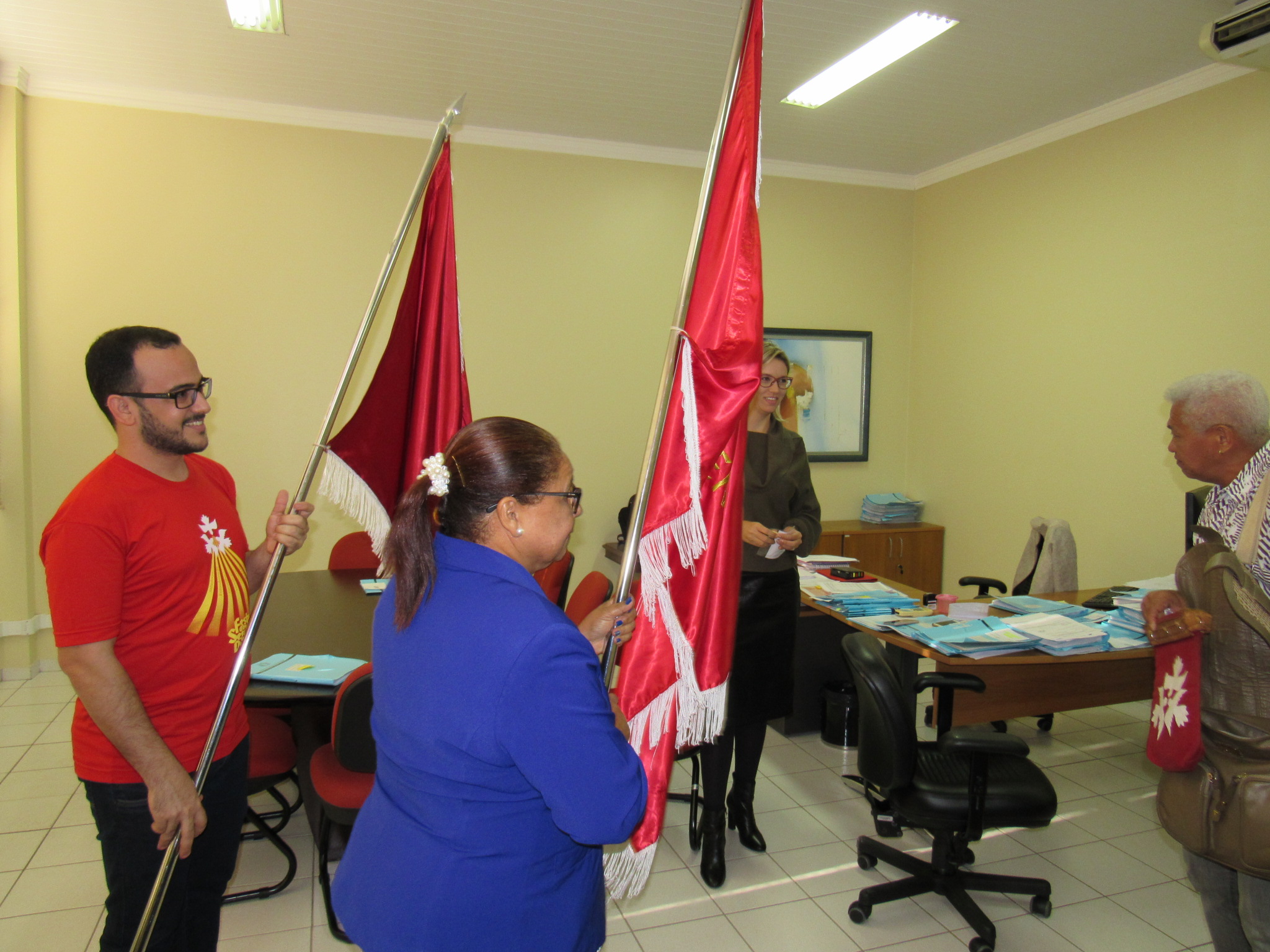 galeria/VISITA DA BANDEIRA DO DIVINO ESPÍRITO SANTO  - 01/06/2017