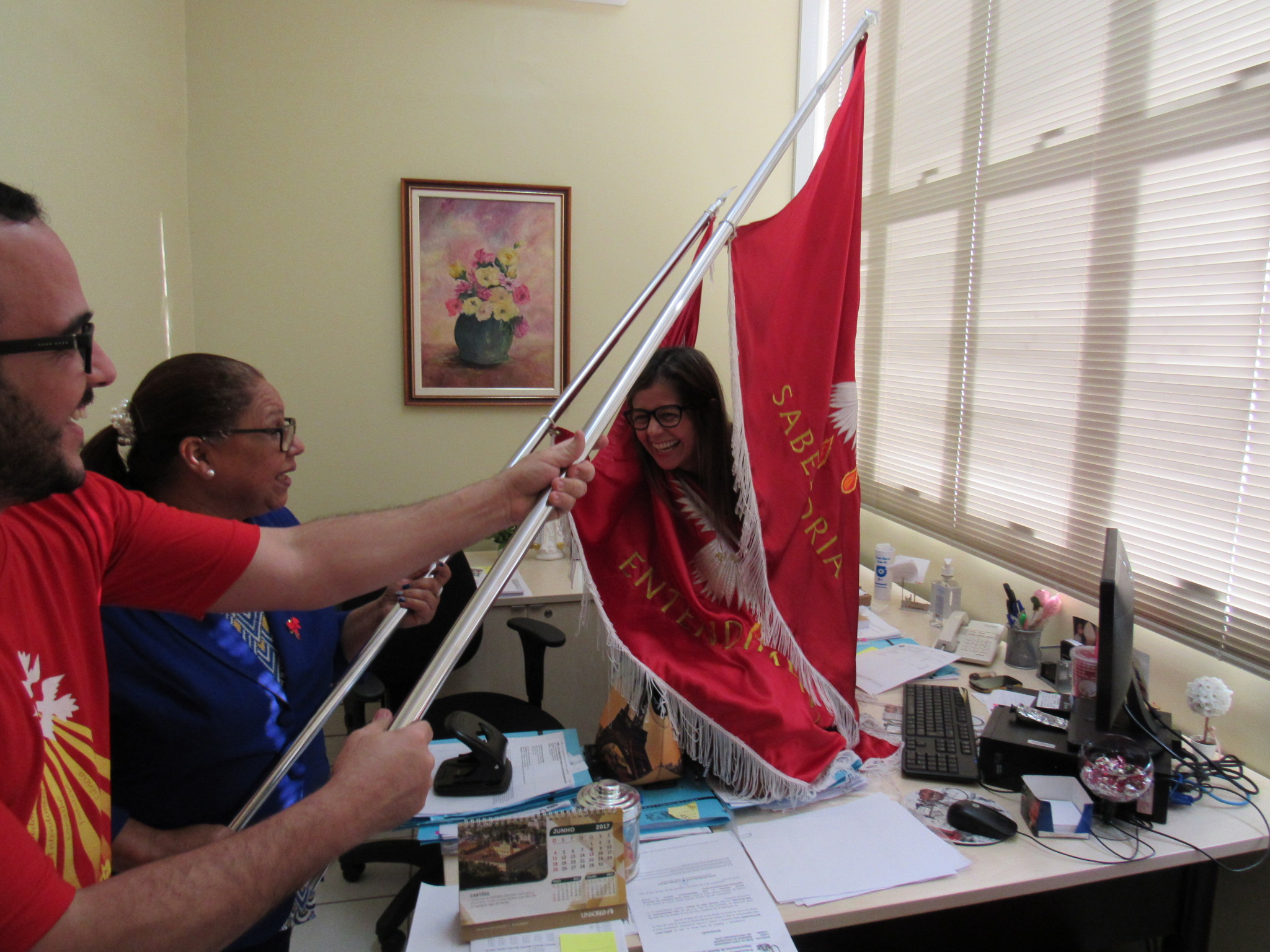 galeria/VISITA DA BANDEIRA DO DIVINO ESPÍRITO SANTO  - 01/06/2017
