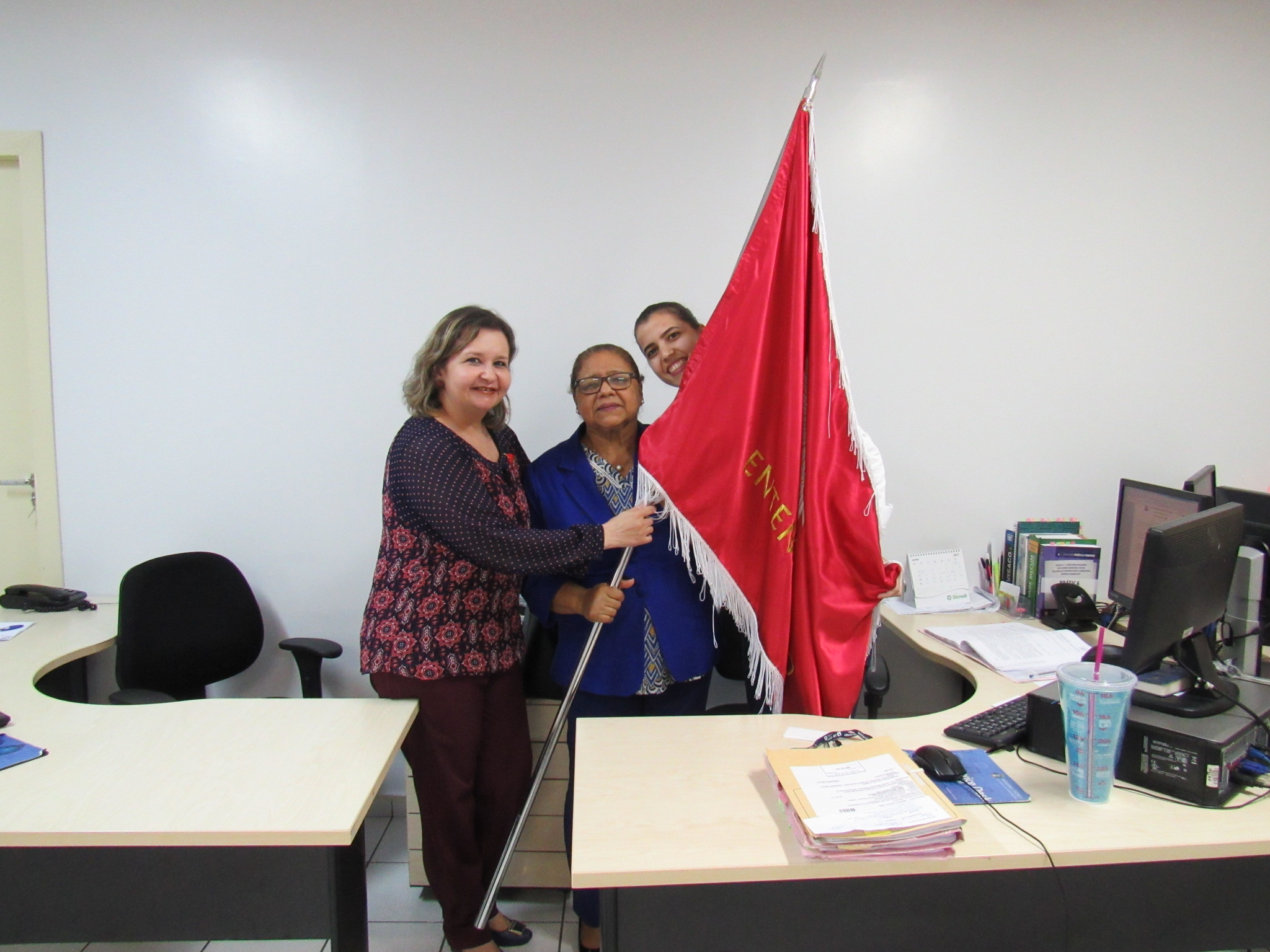 galeria/VISITA DA BANDEIRA DO DIVINO ESPÍRITO SANTO  - 01/06/2017