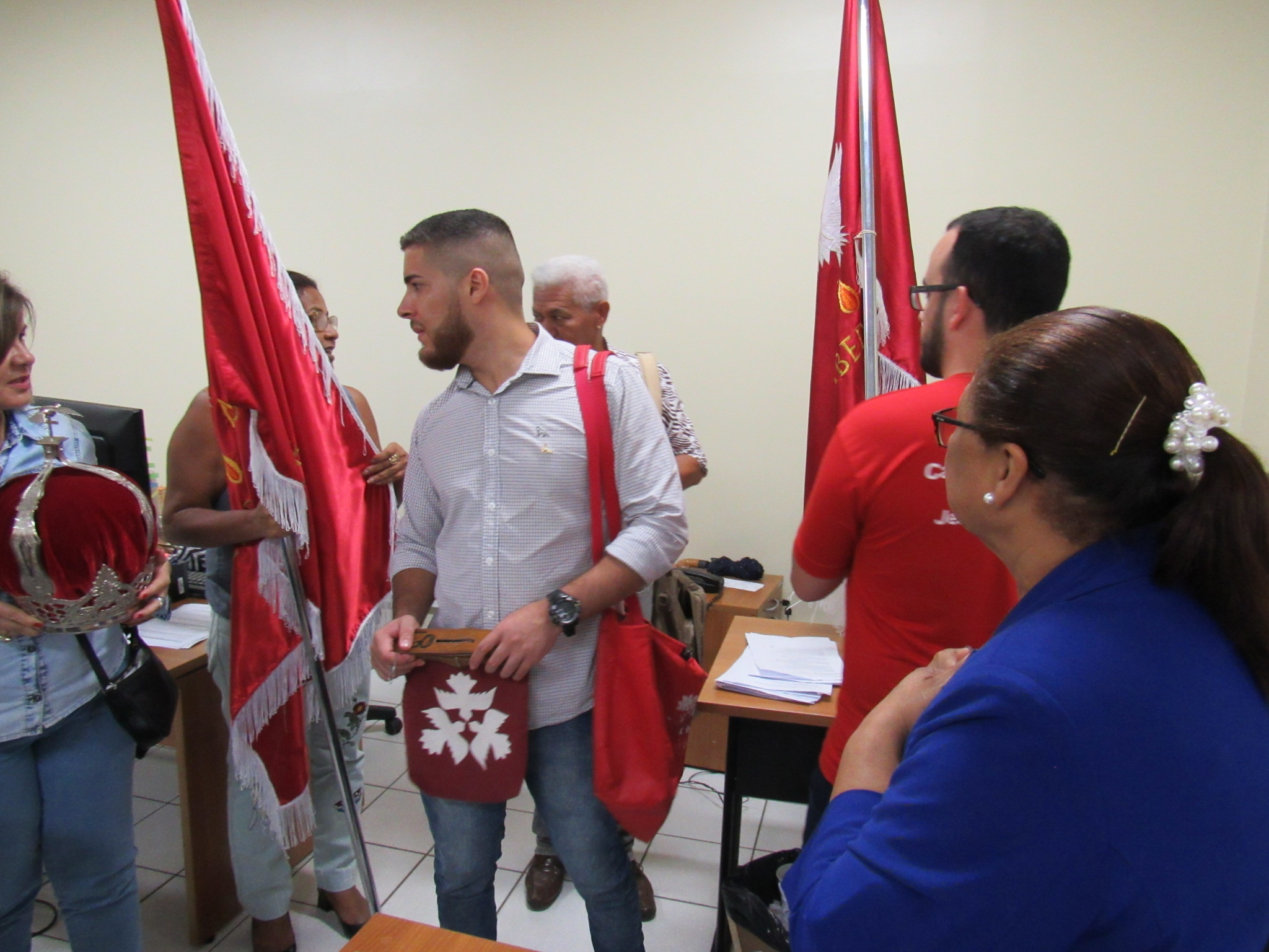 galeria/VISITA DA BANDEIRA DO DIVINO ESPÍRITO SANTO  - 01/06/2017