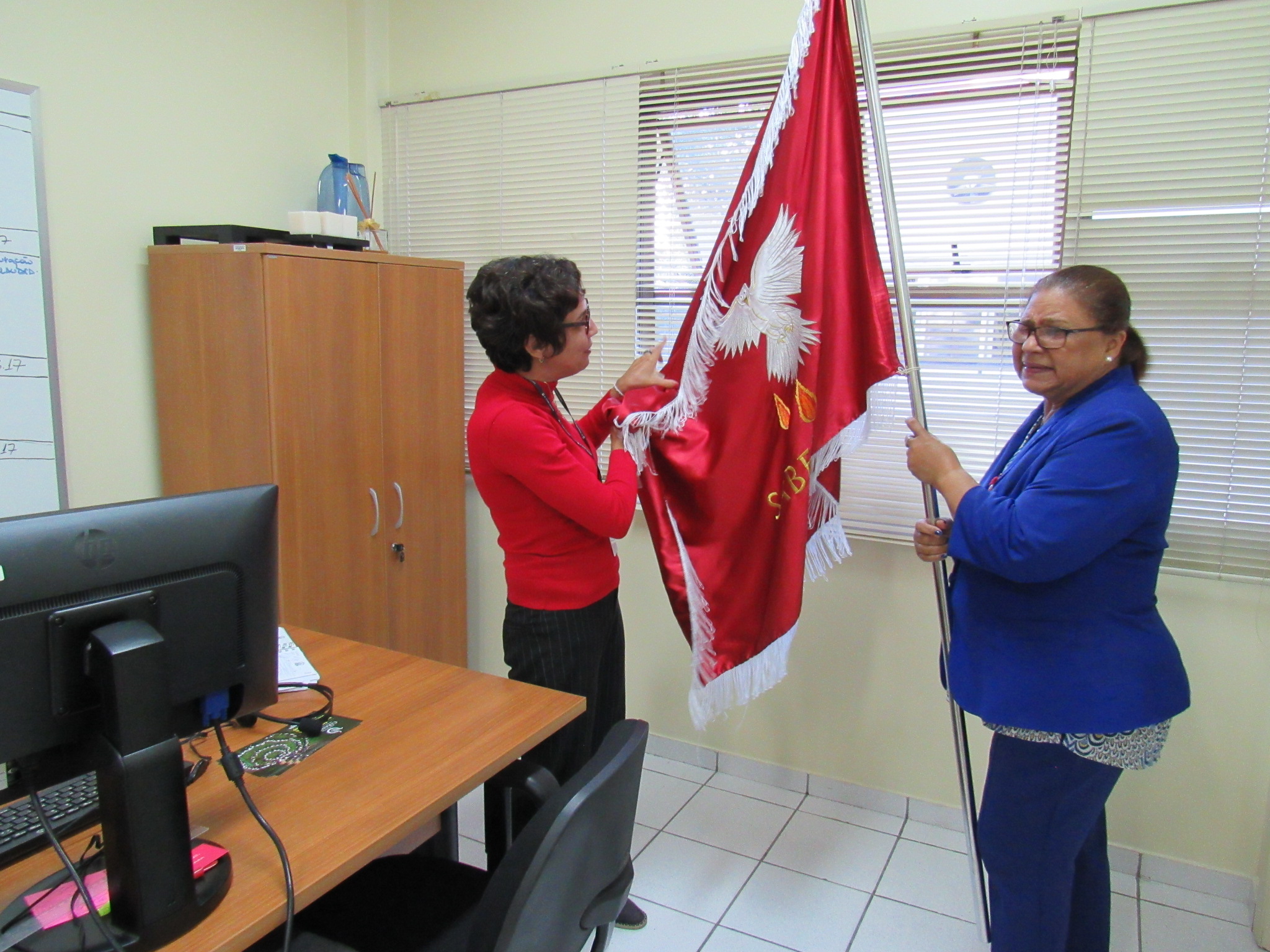 galeria/VISITA DA BANDEIRA DO DIVINO ESPÍRITO SANTO  - 01/06/2017