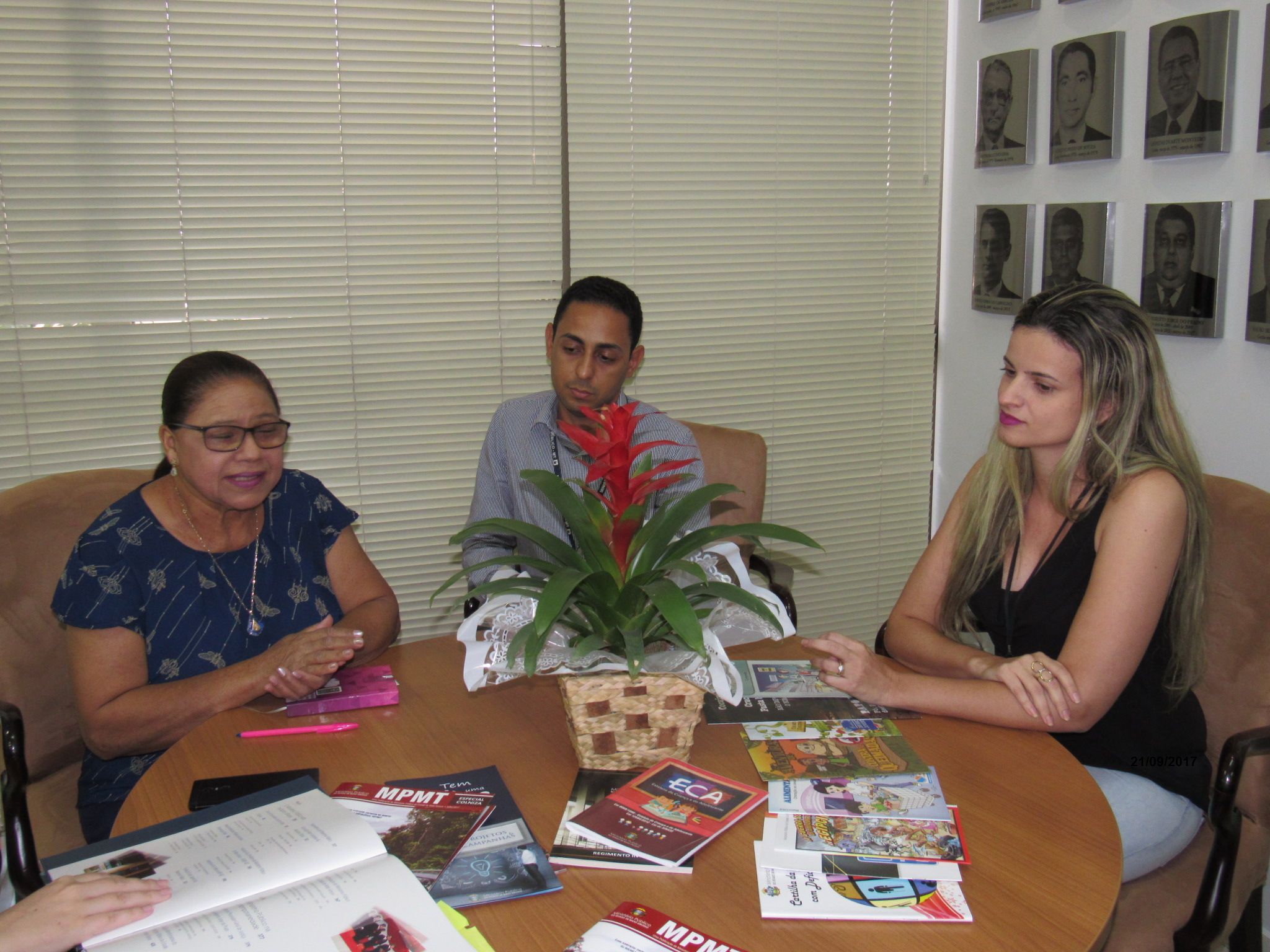 galeria/VISITA DA COMISSÃO DE SERVIDORES DO MPT-PRT-23ª REGIÃO AO MEMORIAL DO MPMT E A GERÊNCIA DE DOCUMENTAÇÃO E ARQUIVO - 21/09/2017