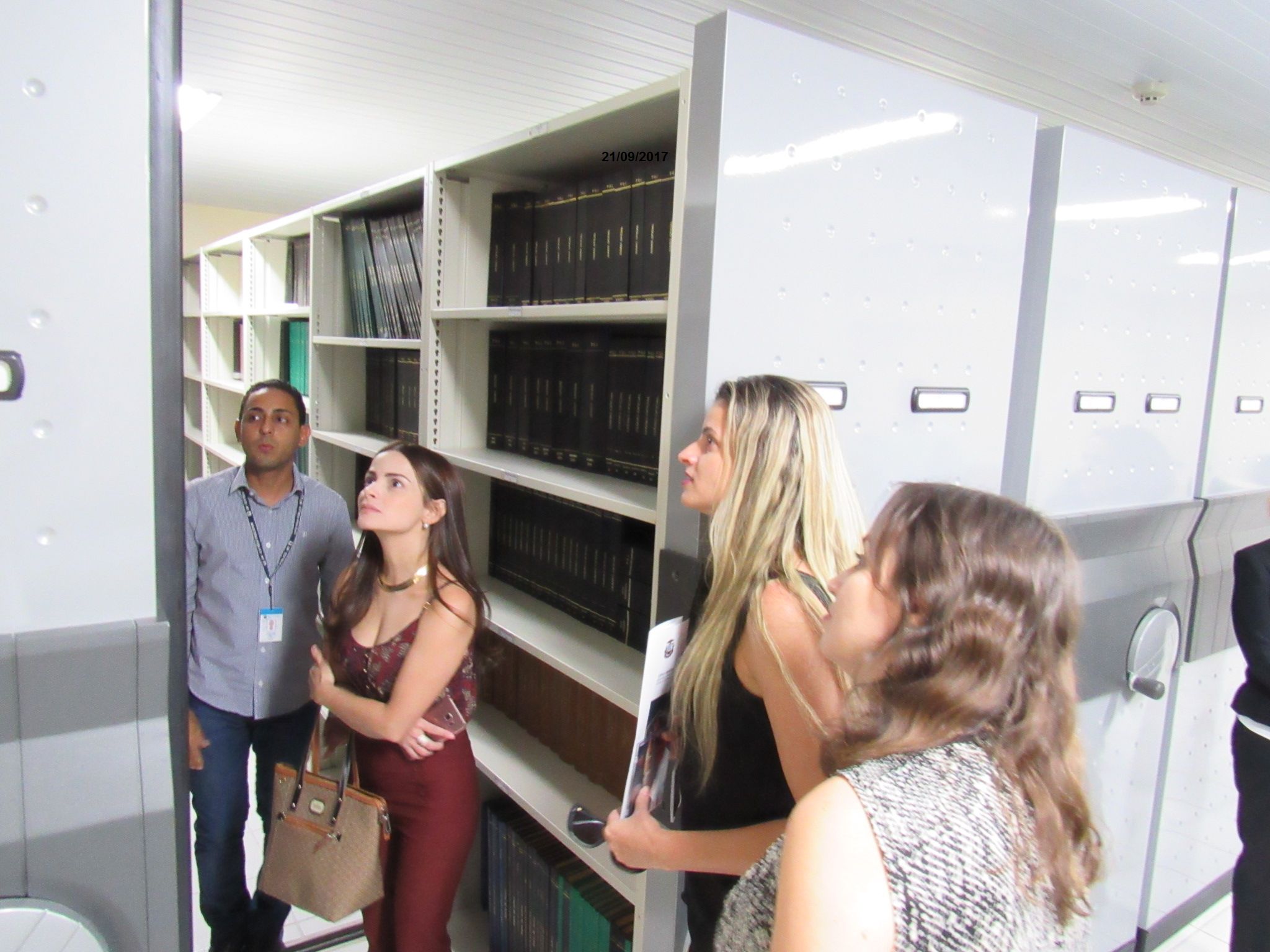 galeria/VISITA DA COMISSÃO DE SERVIDORES DO MPT-PRT-23ª REGIÃO AO MEMORIAL DO MPMT E A GERÊNCIA DE DOCUMENTAÇÃO E ARQUIVO - 21/09/2017