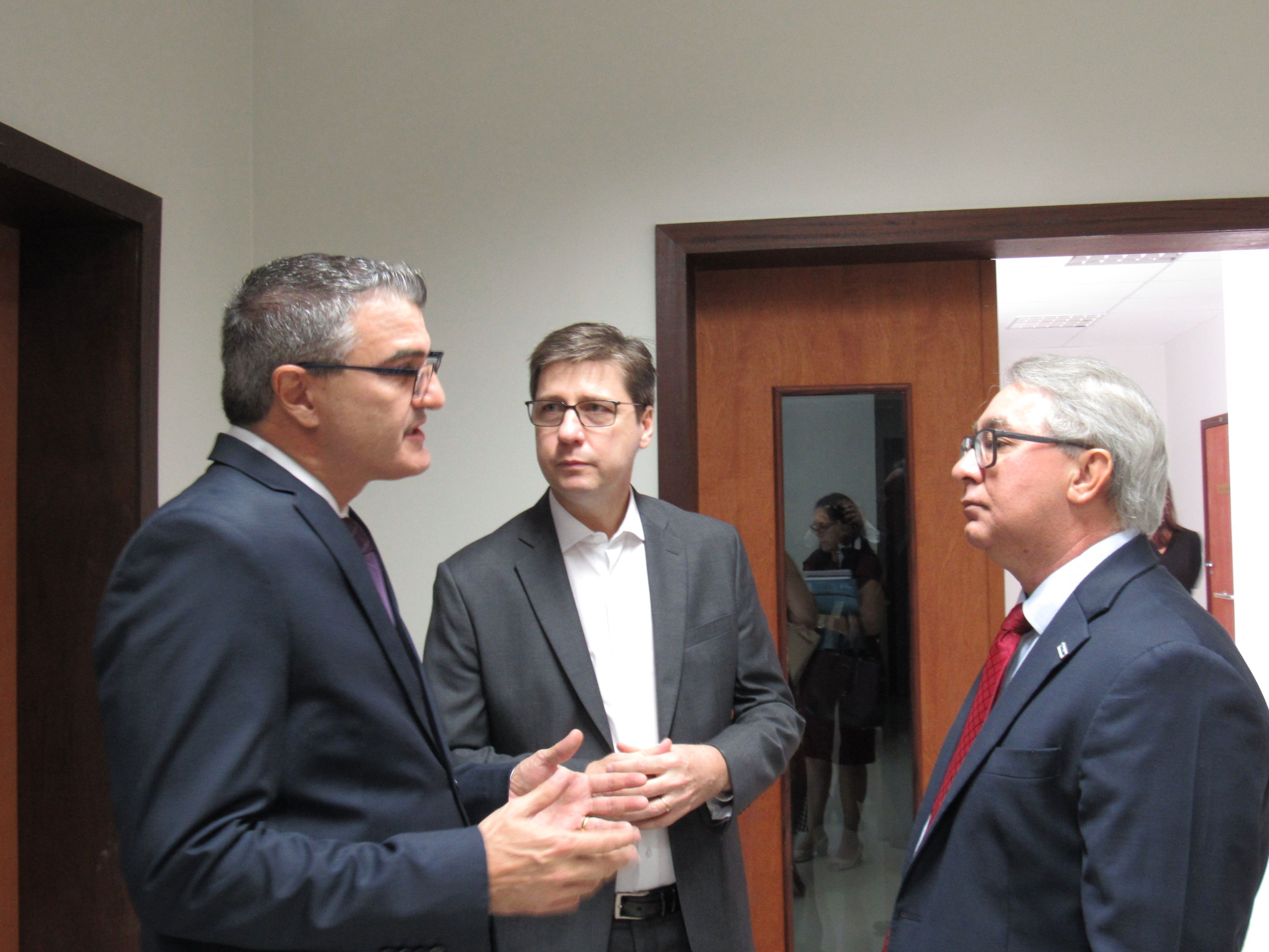 galeria/POSSE DO PROMOTOR DE JUSTIÇA ROOSEVELT PEREIRA CURSINE NO CARGO DE PROCURADOR DE JUSTIÇA - 04.04.2019