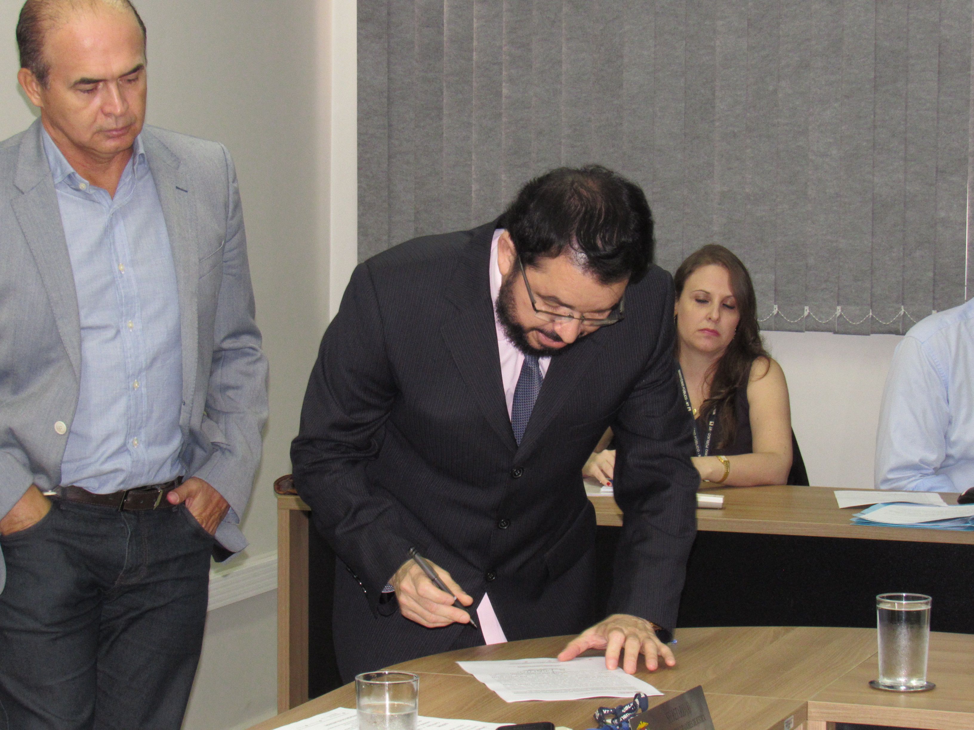 galeria/POSSE DO PROMOTOR DE JUSTIÇA ROOSEVELT PEREIRA CURSINE NO CARGO DE PROCURADOR DE JUSTIÇA - 04.04.2019