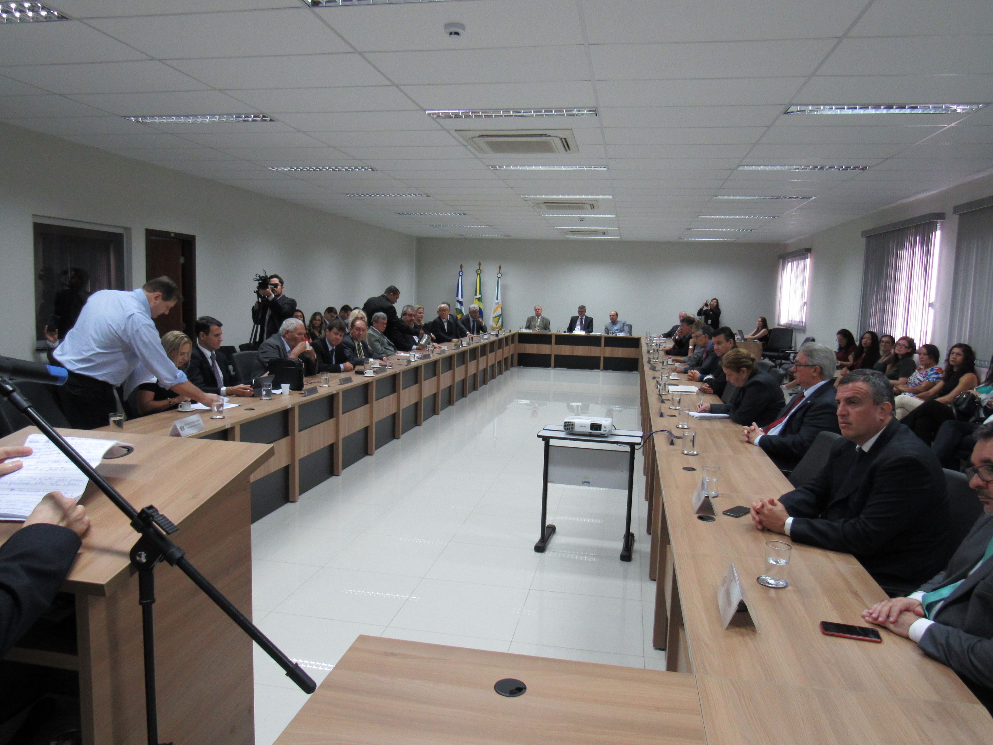 galeria/POSSE DO PROMOTOR DE JUSTIÇA ROOSEVELT PEREIRA CURSINE NO CARGO DE PROCURADOR DE JUSTIÇA - 04.04.2019