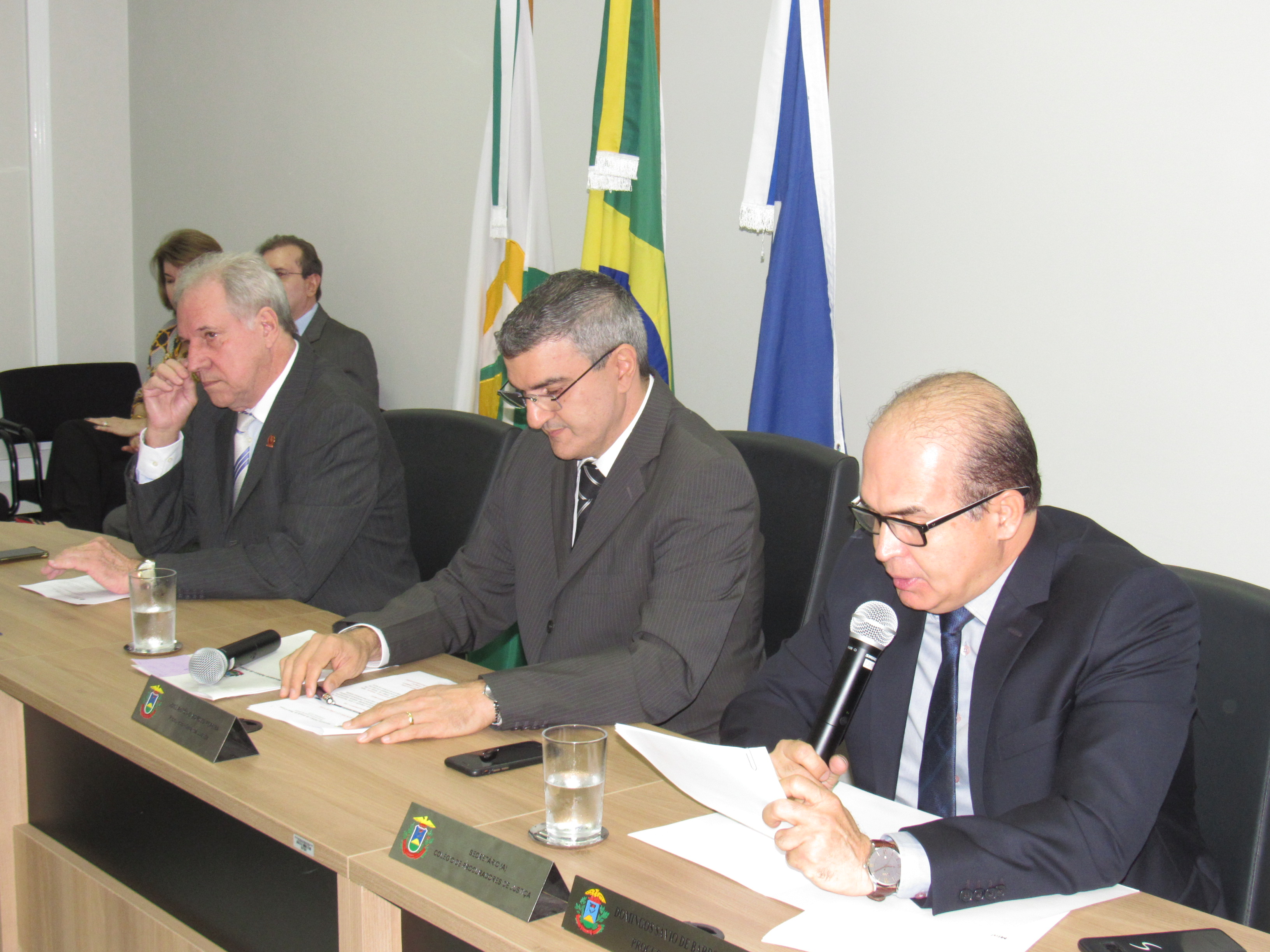 galeria/POSSE DA DRA. ESTHER LOUISE ASVOLINSQUE PEIXOTO PARA O CARGO DE PROCURADORA DE JUSTIÇA - 03.10.2019