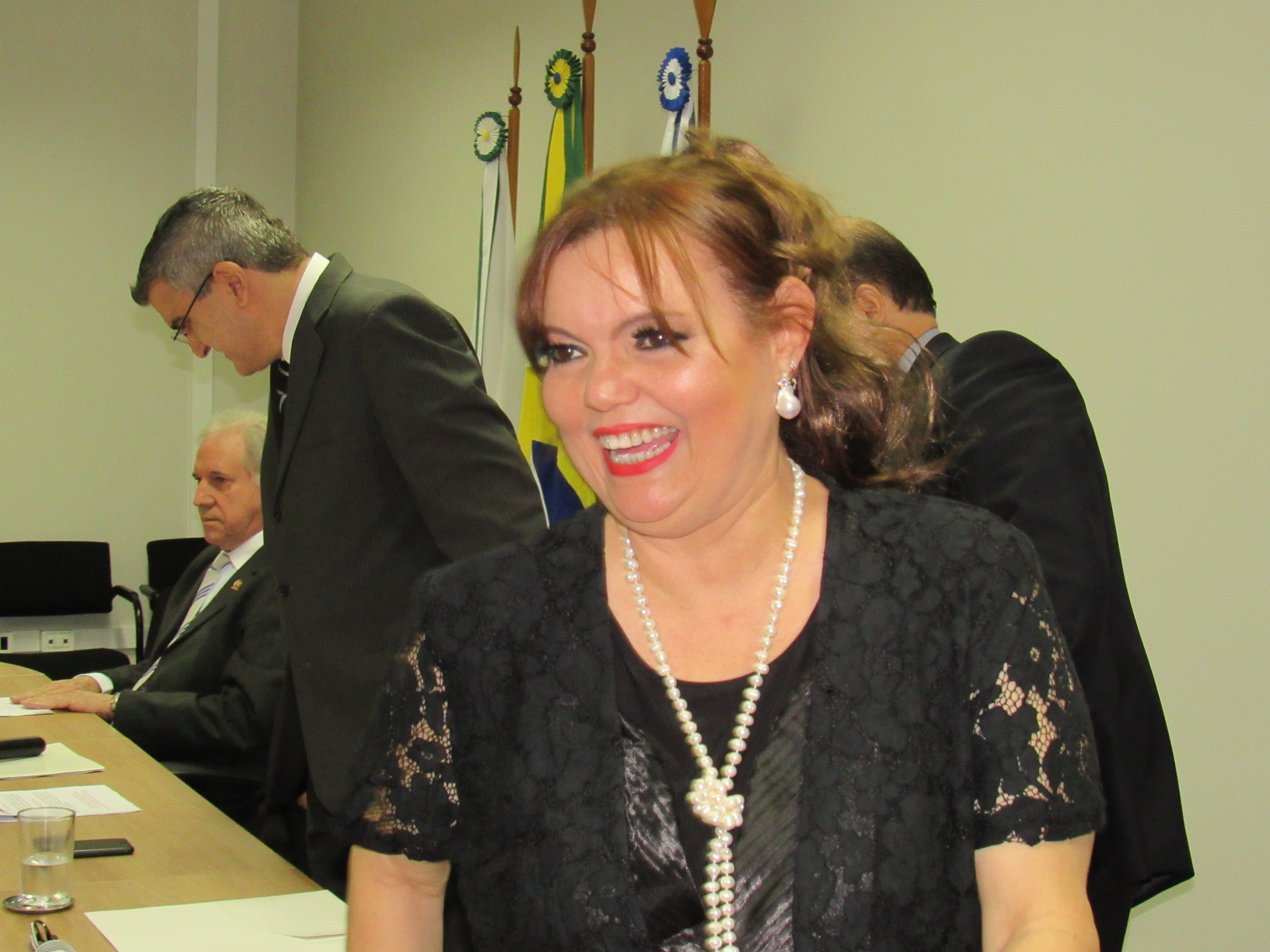 galeria/POSSE DA DRA. ESTHER LOUISE ASVOLINSQUE PEIXOTO PARA O CARGO DE PROCURADORA DE JUSTIÇA - 03.10.2019