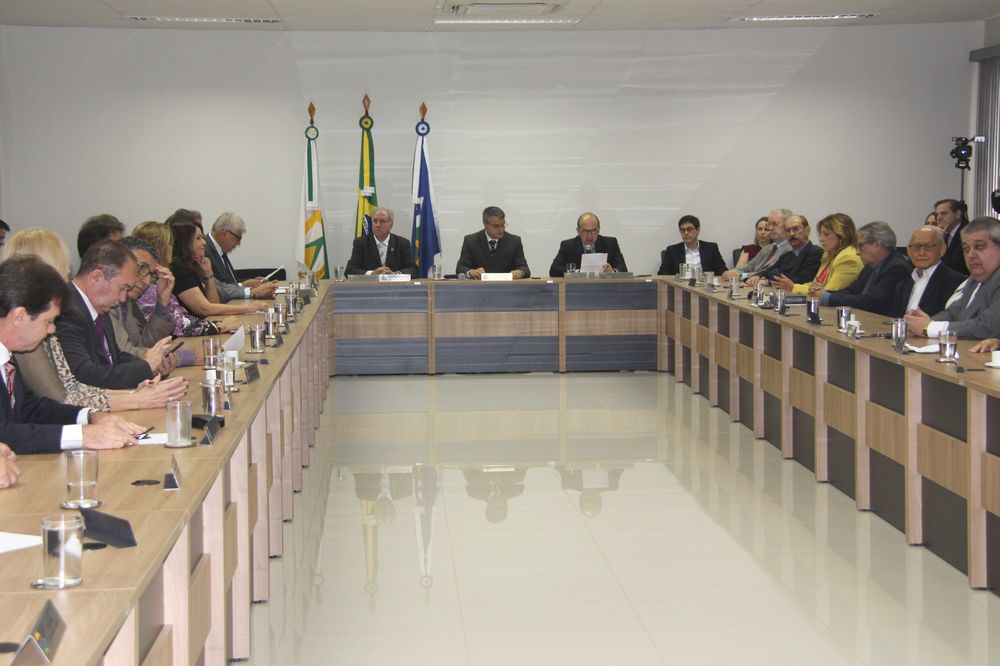 galeria/POSSE DA DRA. ESTHER LOUISE ASVOLINSQUE PEIXOTO PARA O CARGO DE PROCURADORA DE JUSTIÇA - 03.10.2019