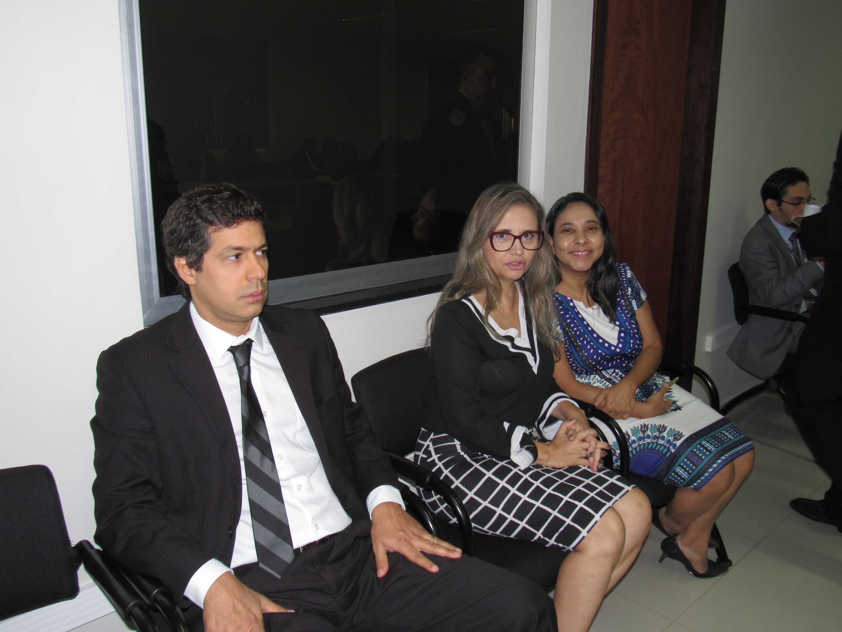 galeria/POSSE DA DRA. ESTHER LOUISE ASVOLINSQUE PEIXOTO PARA O CARGO DE PROCURADORA DE JUSTIÇA - 03.10.2019