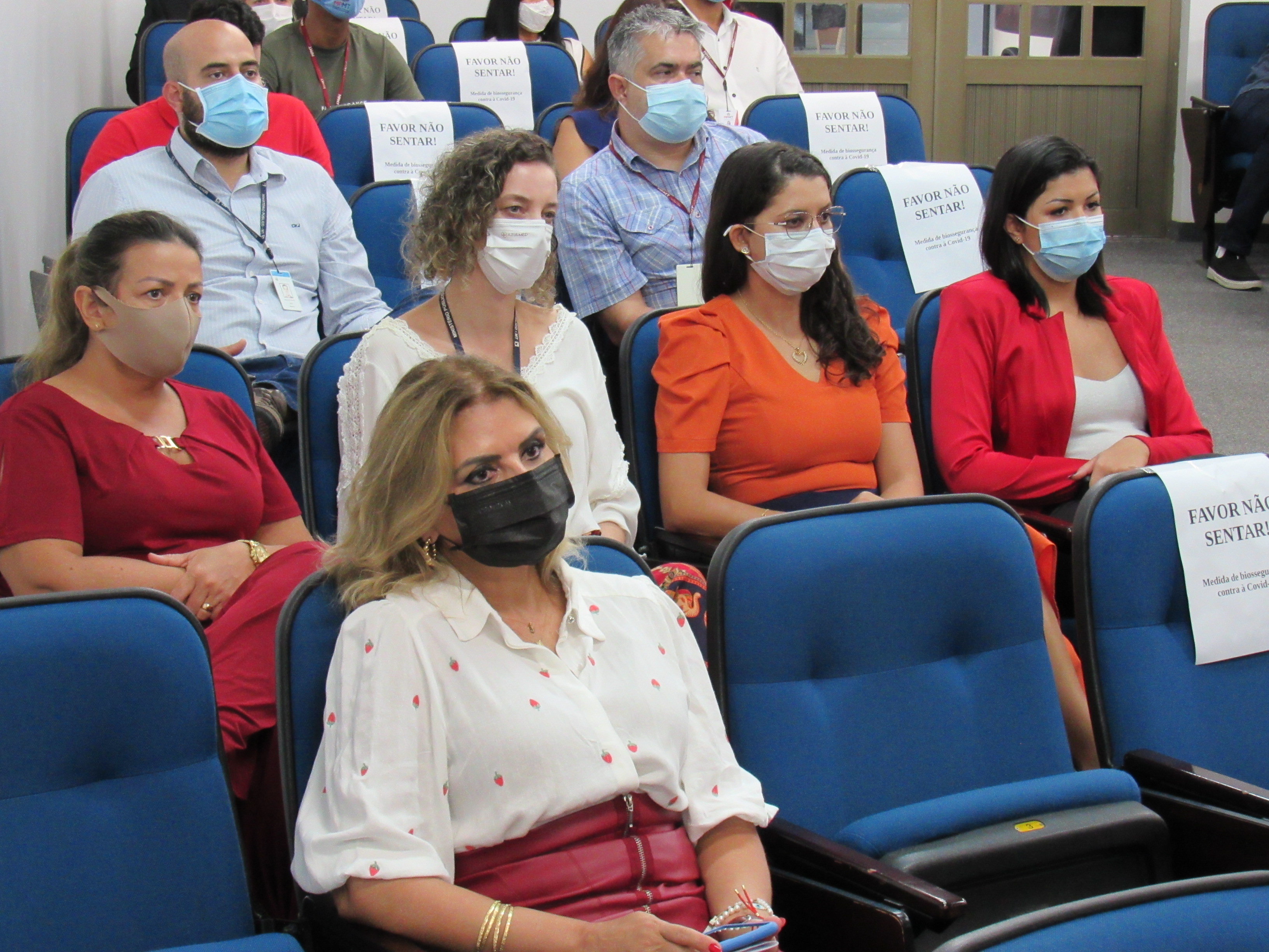 galeria/CEAF COMO ESCOLA DE GOVERNO, LANÇAMENTO DE REVISTA E PALESTRA SOBRE COVID 19