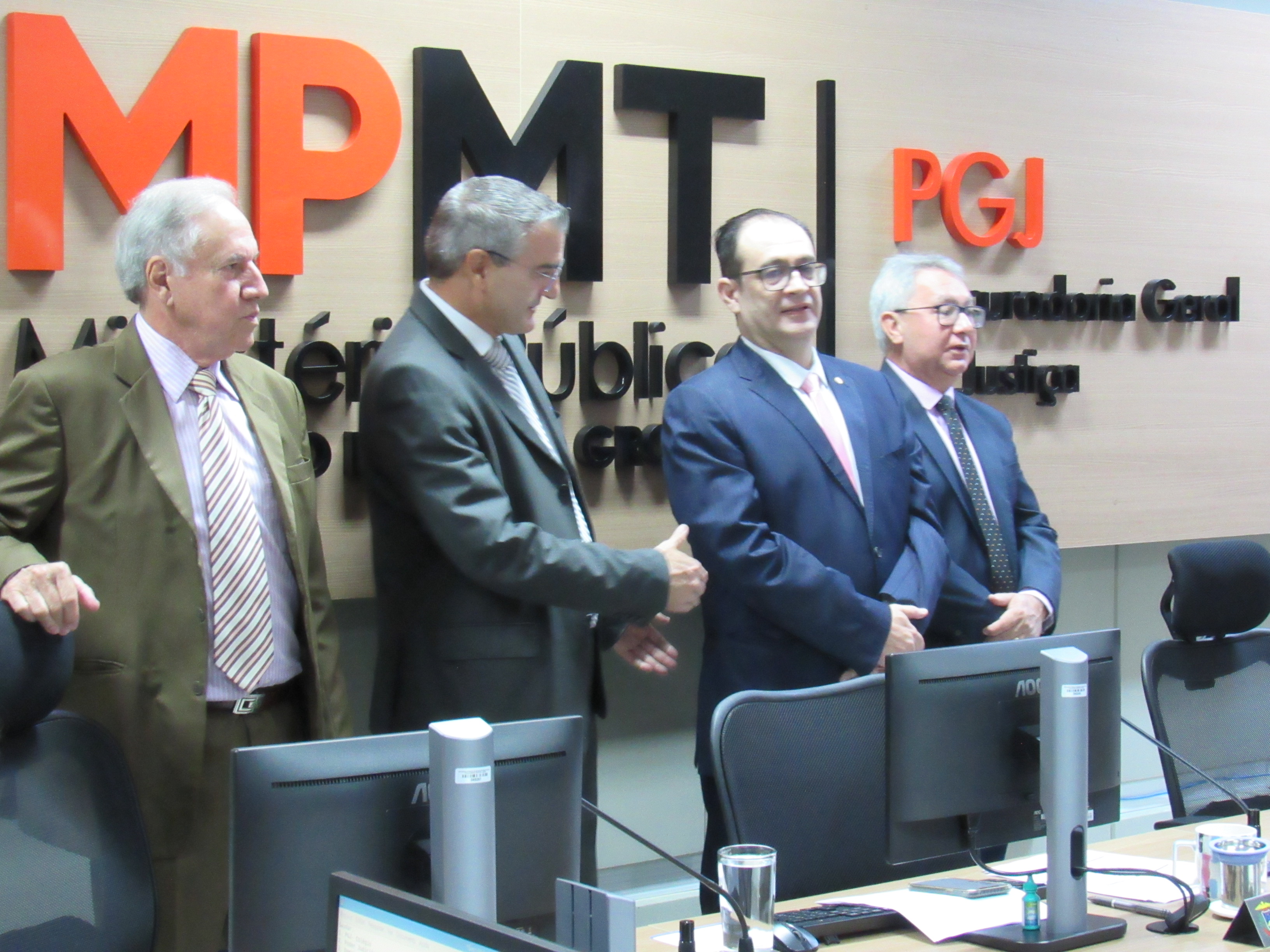 galeria/POSSE DR ALEXANDRE GUEDES COMO PROCURADOR DE JUSTIÇA EM 05 05 2022