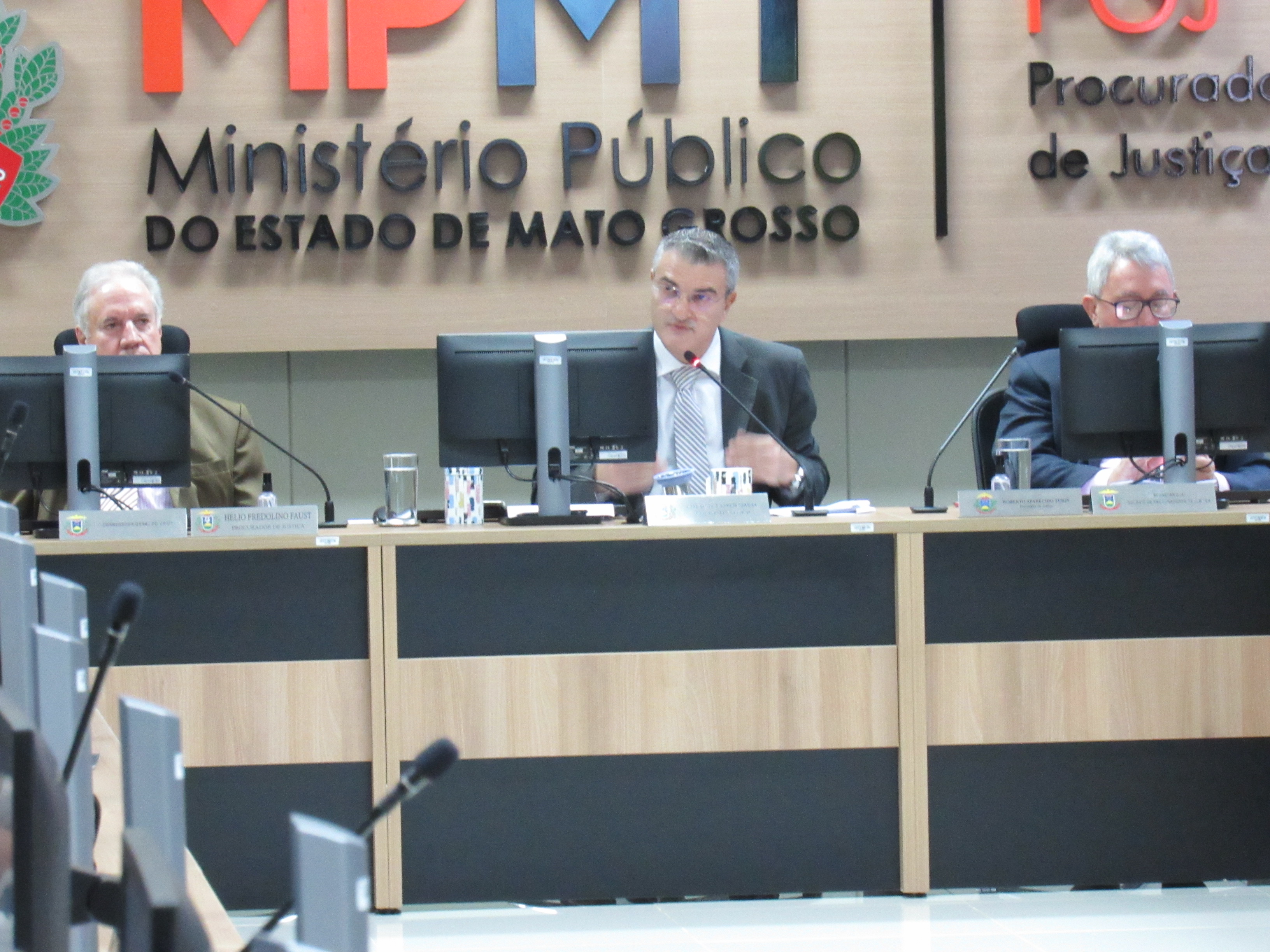 galeria/POSSE DR ALEXANDRE GUEDES COMO PROCURADOR DE JUSTIÇA EM 05 05 2022