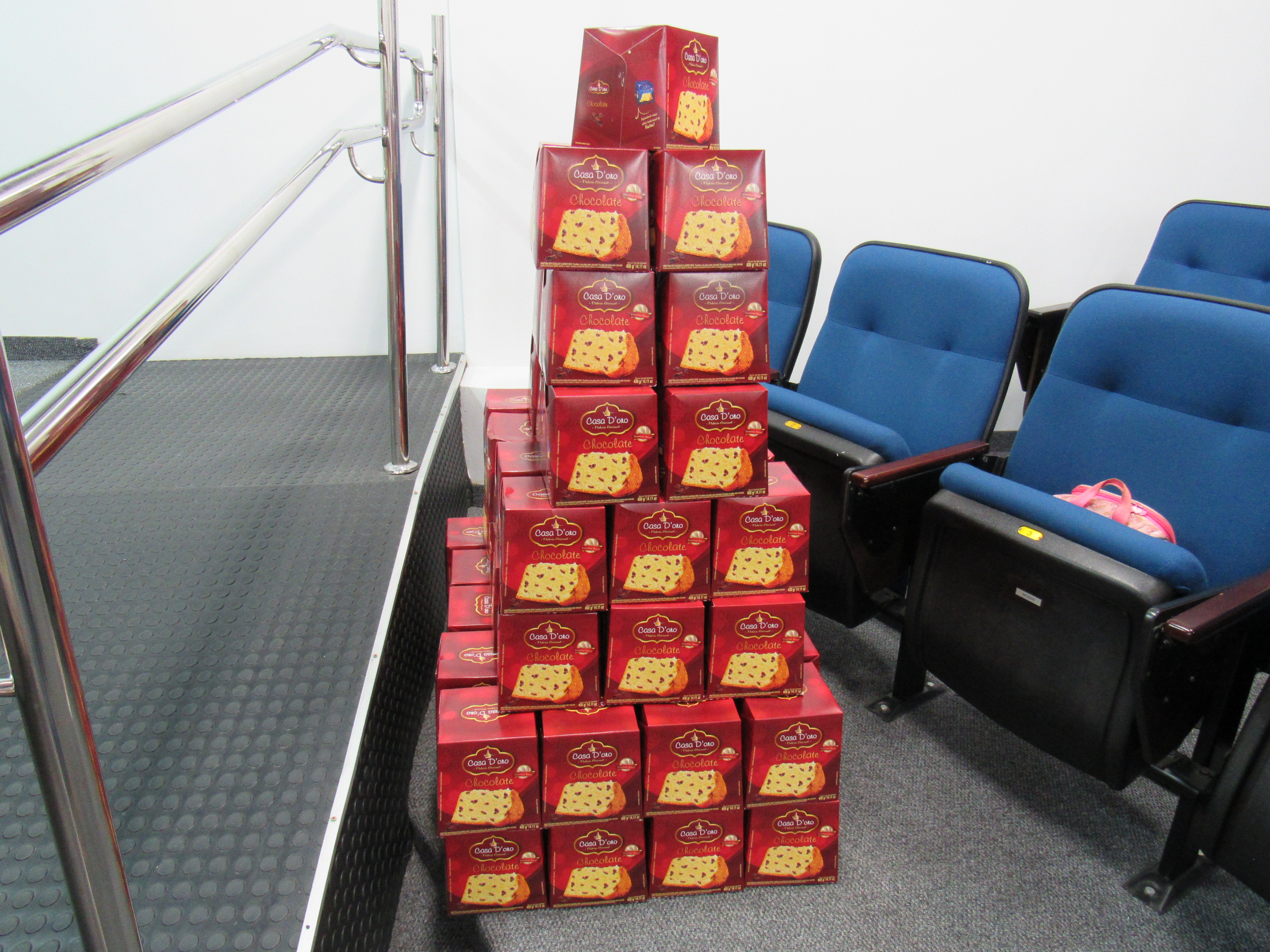 galeria/CONFRATERNIZAÇÃO DE NATAL DE TERCEIRIZADOS