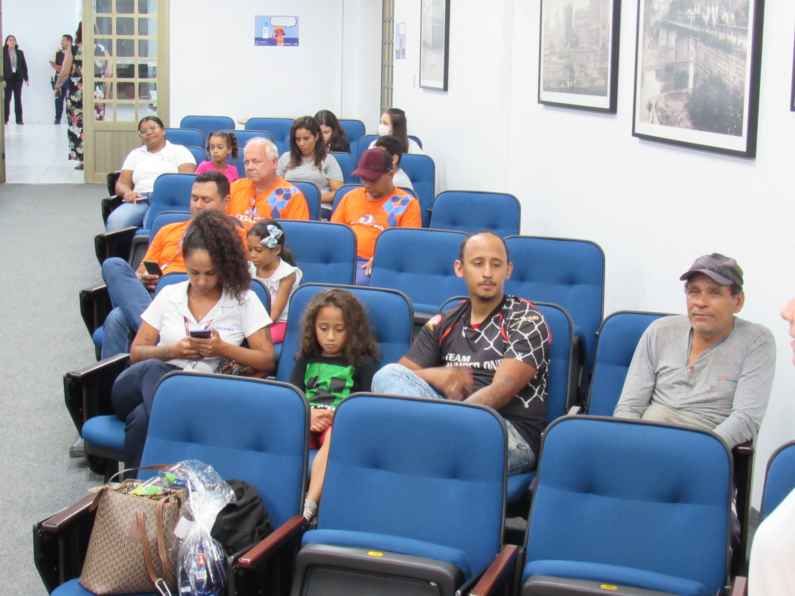 galeria/CONFRATERNIZAÇÃO DE NATAL DE TERCEIRIZADOS