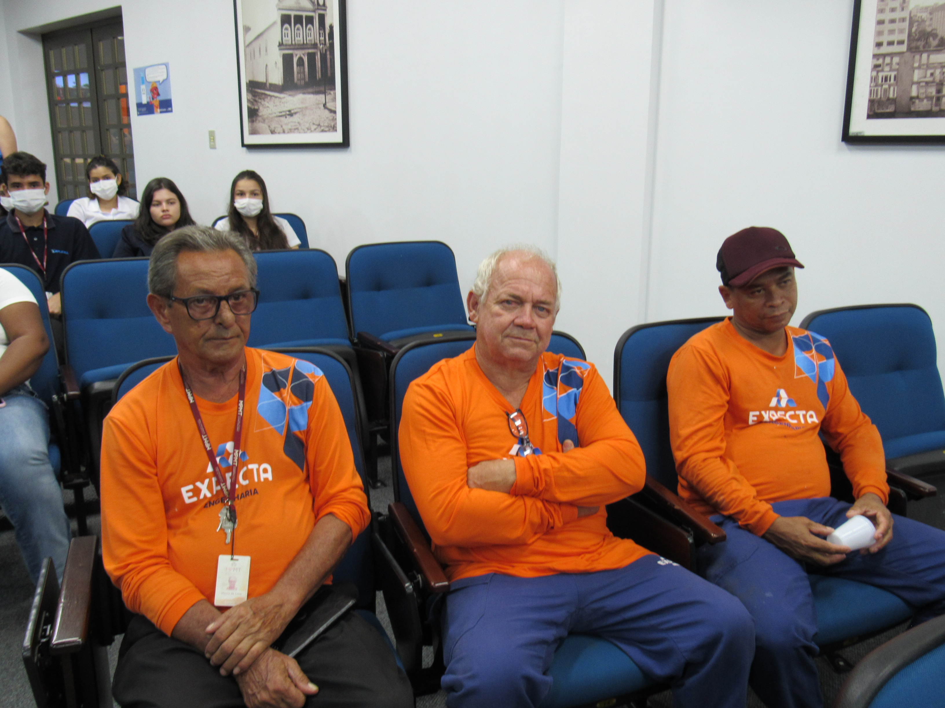 galeria/CONFRATERNIZAÇÃO DE NATAL DE TERCEIRIZADOS