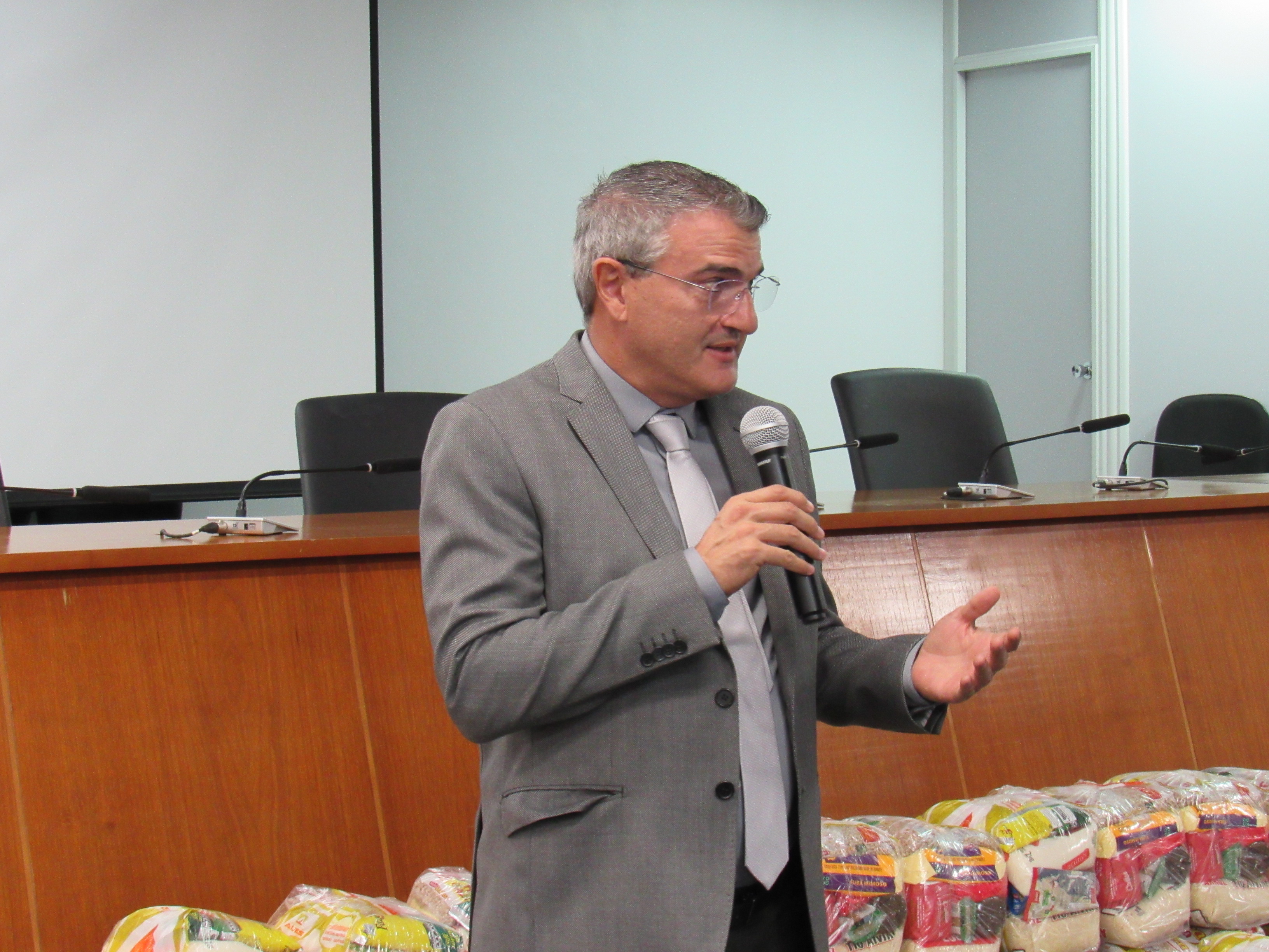 galeria/CONFRATERNIZAÇÃO DE NATAL DE TERCEIRIZADOS