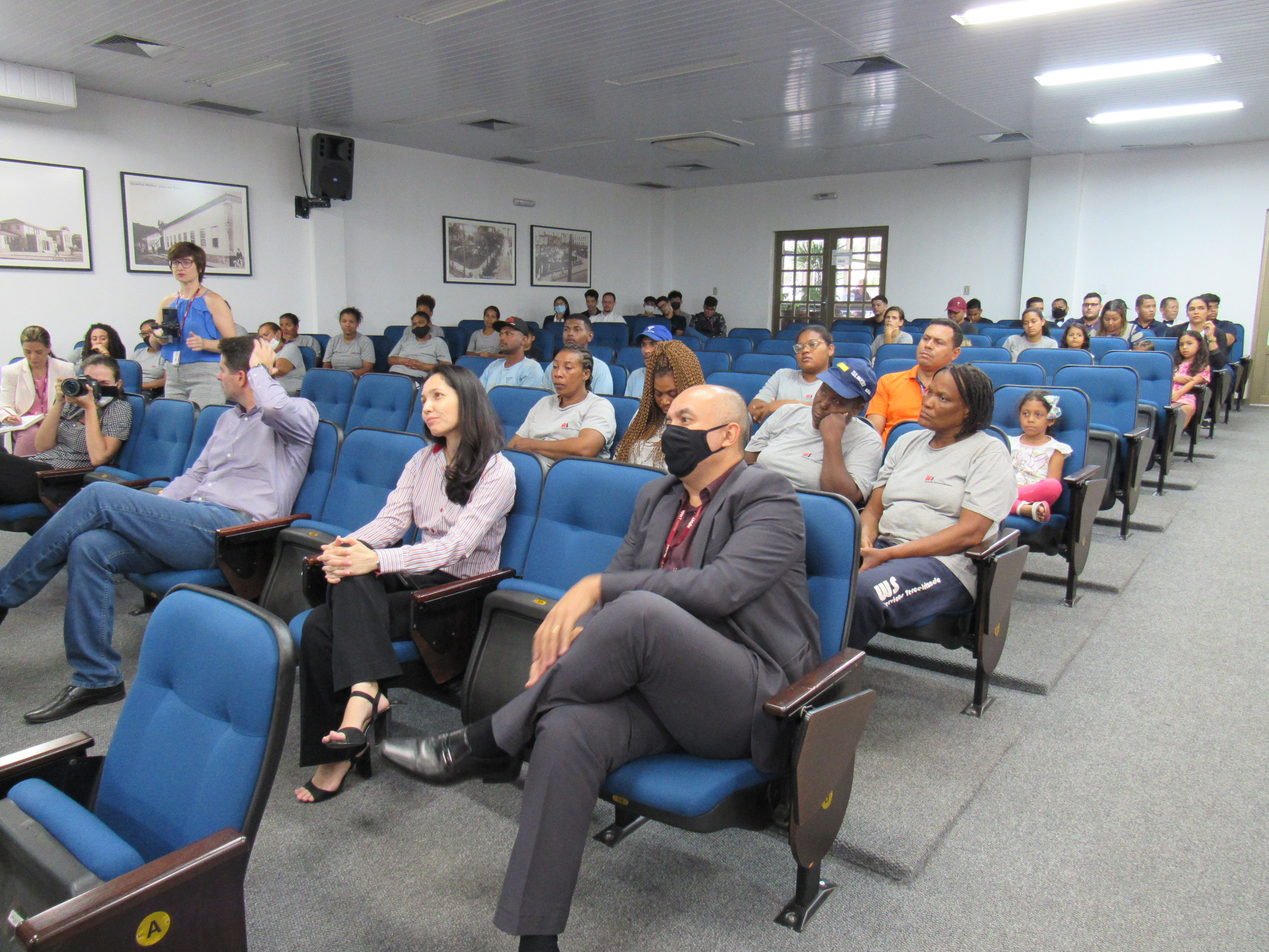 galeria/CONFRATERNIZAÇÃO DE NATAL DE TERCEIRIZADOS