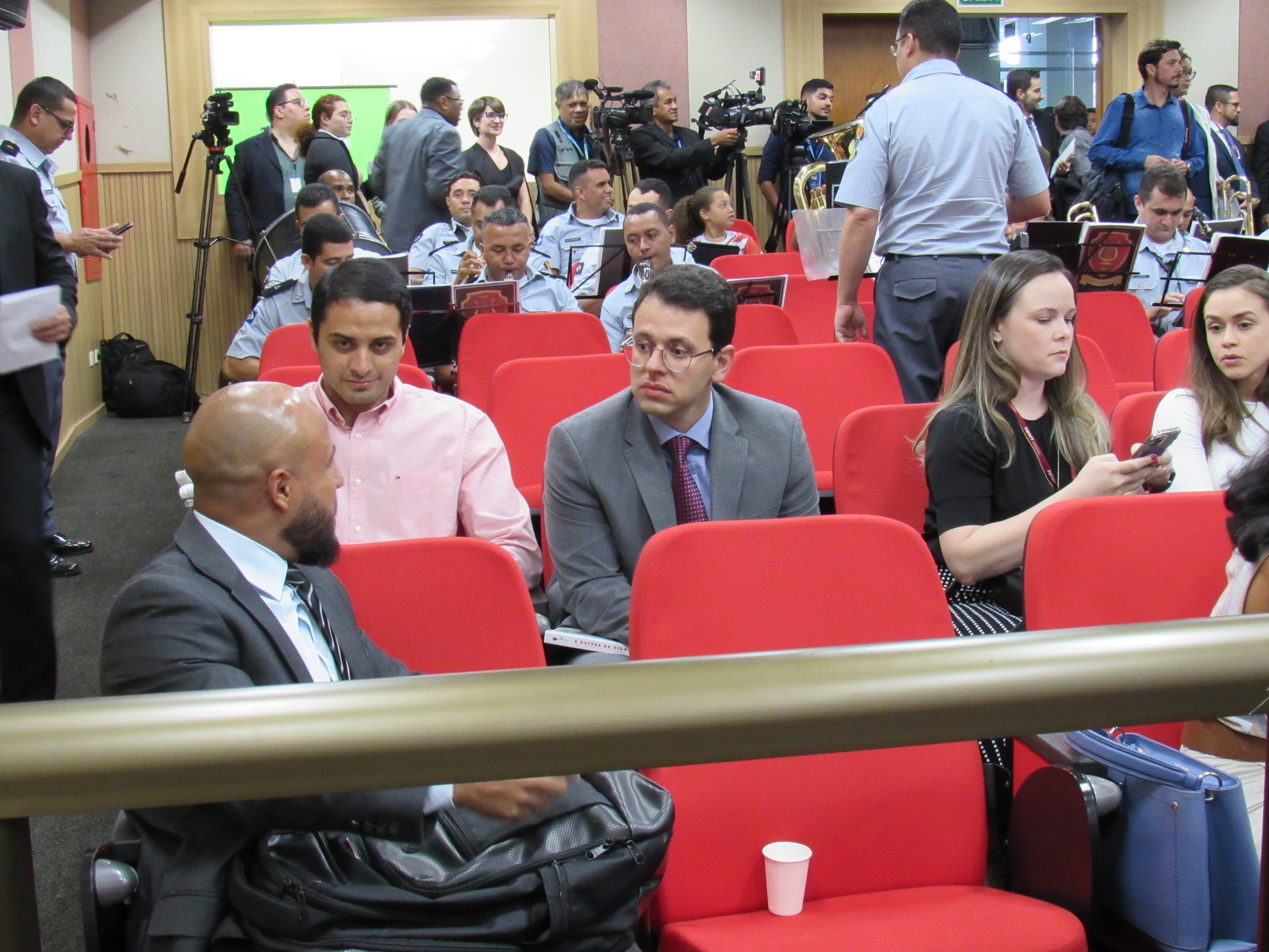 galeria/POSSE DO PGJ DR. DEOSDETE CRUZ JÚNIOR