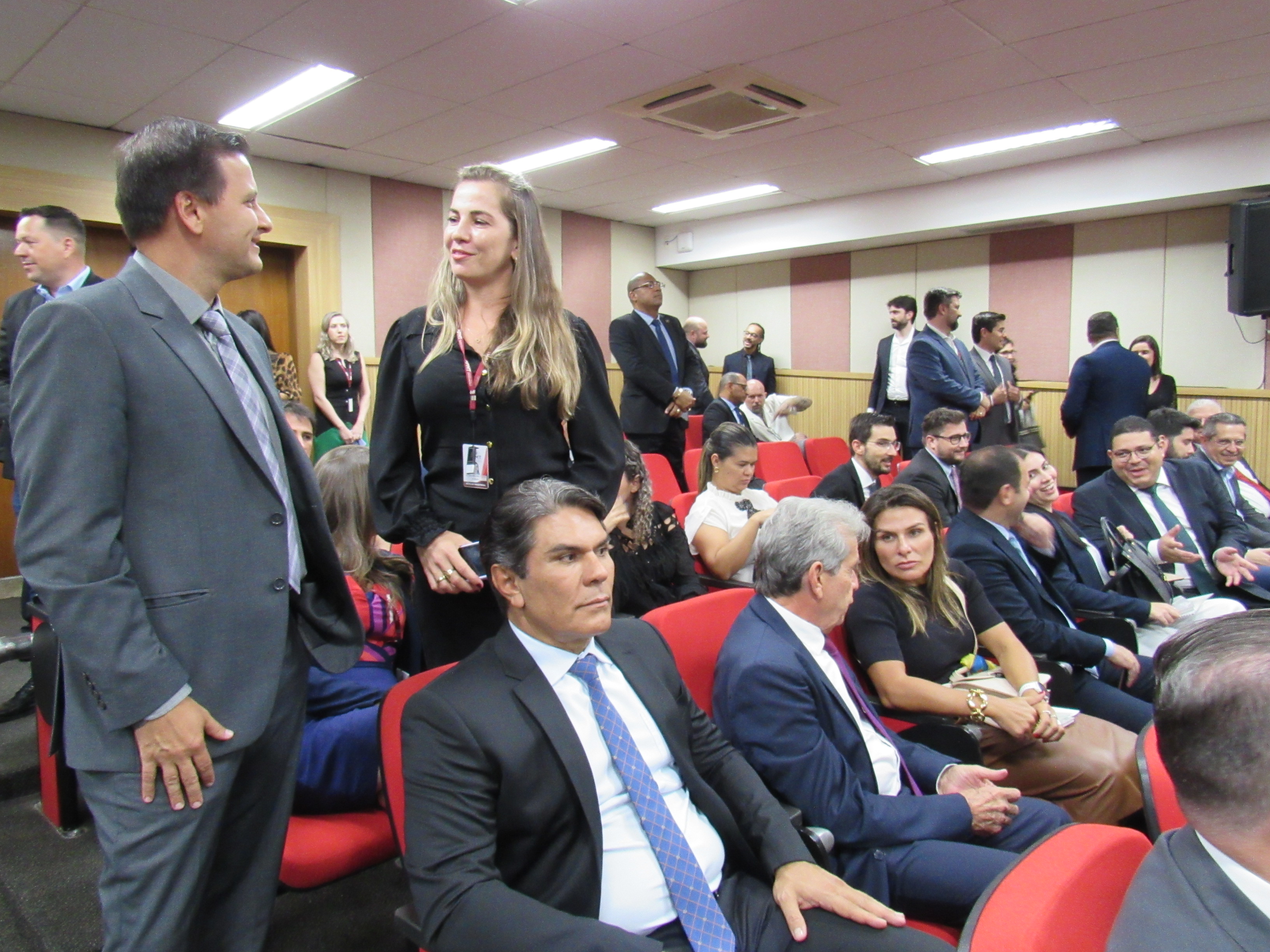 galeria/POSSE DO PGJ DR. DEOSDETE CRUZ JÚNIOR