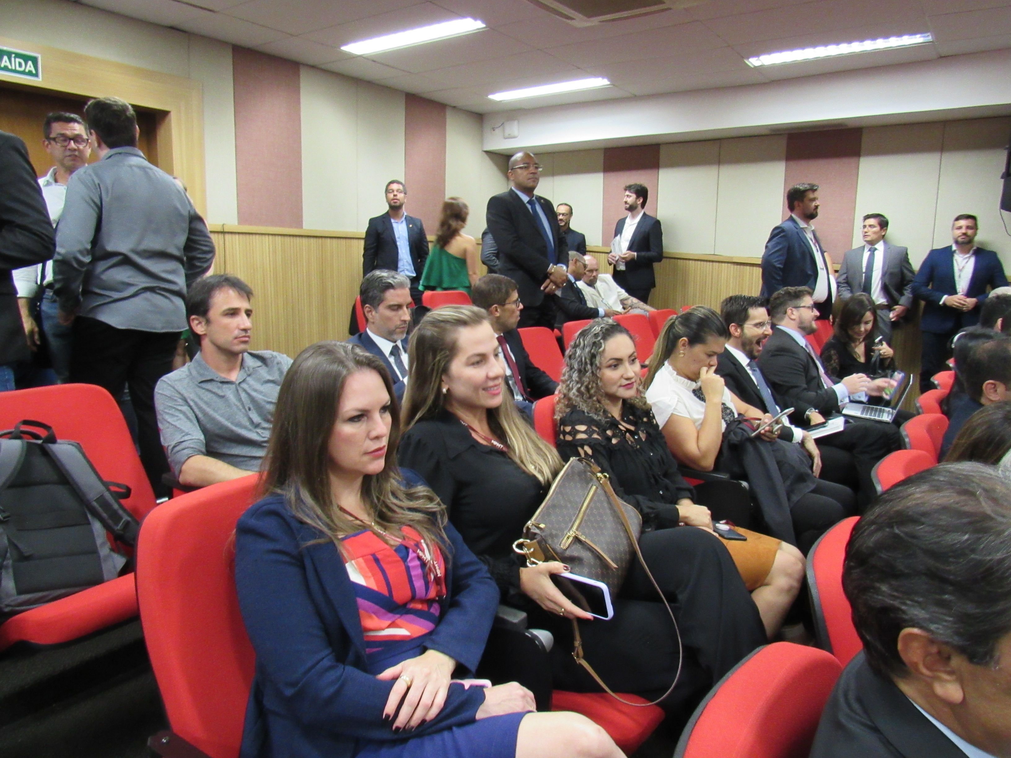 galeria/POSSE DO PGJ DR. DEOSDETE CRUZ JÚNIOR