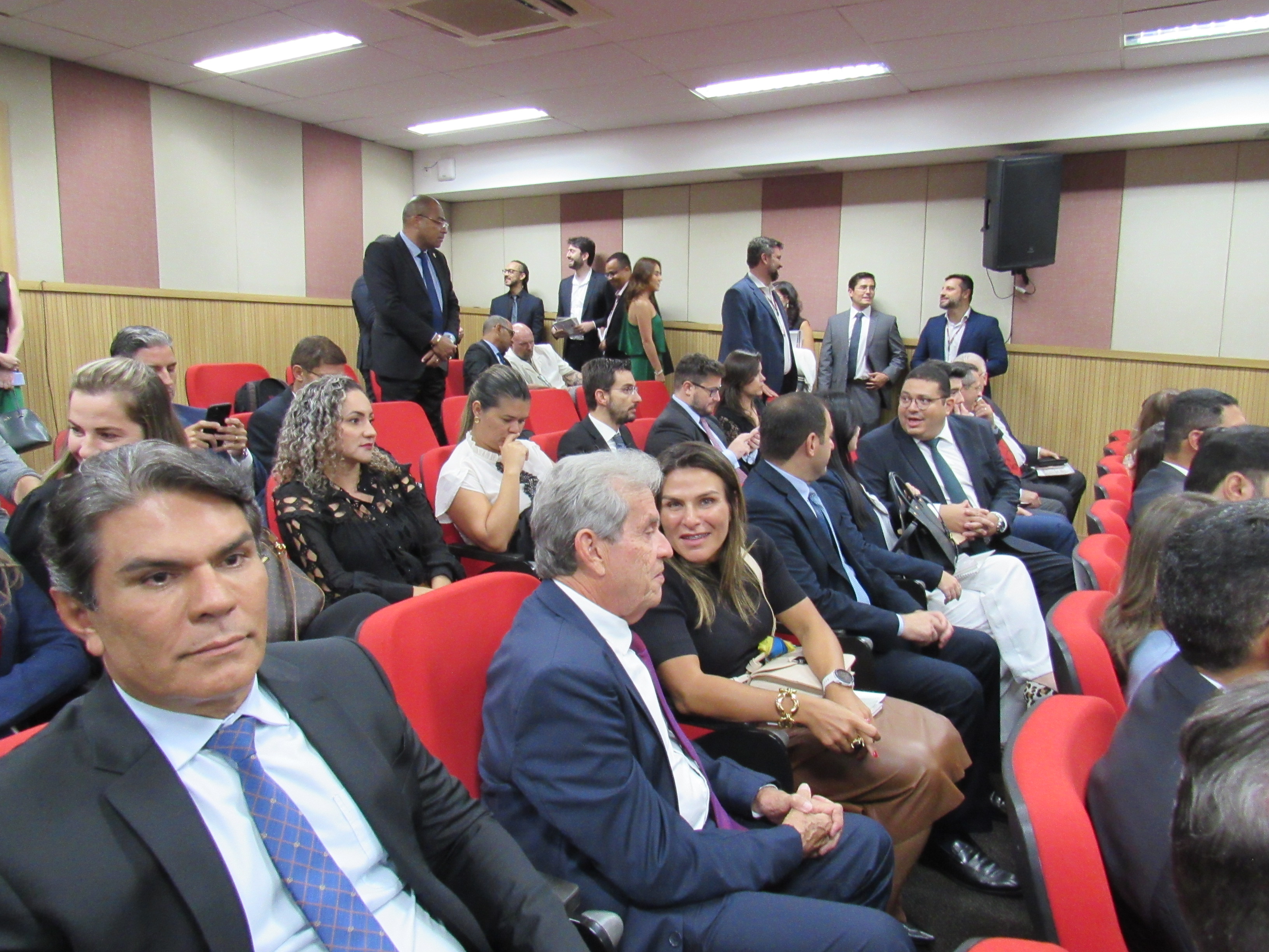 galeria/POSSE DO PGJ DR. DEOSDETE CRUZ JÚNIOR