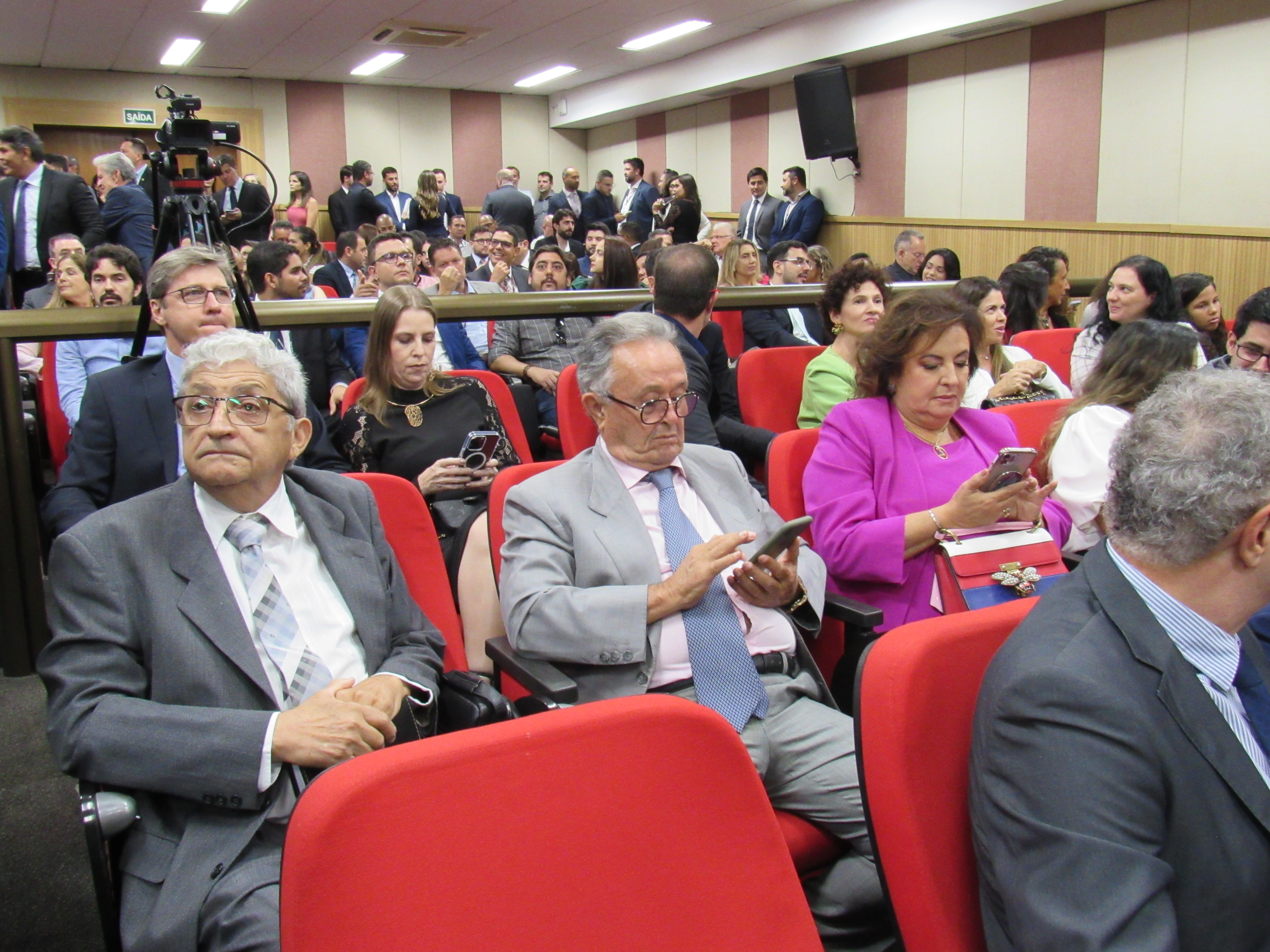 galeria/POSSE DO PGJ DR. DEOSDETE CRUZ JÚNIOR