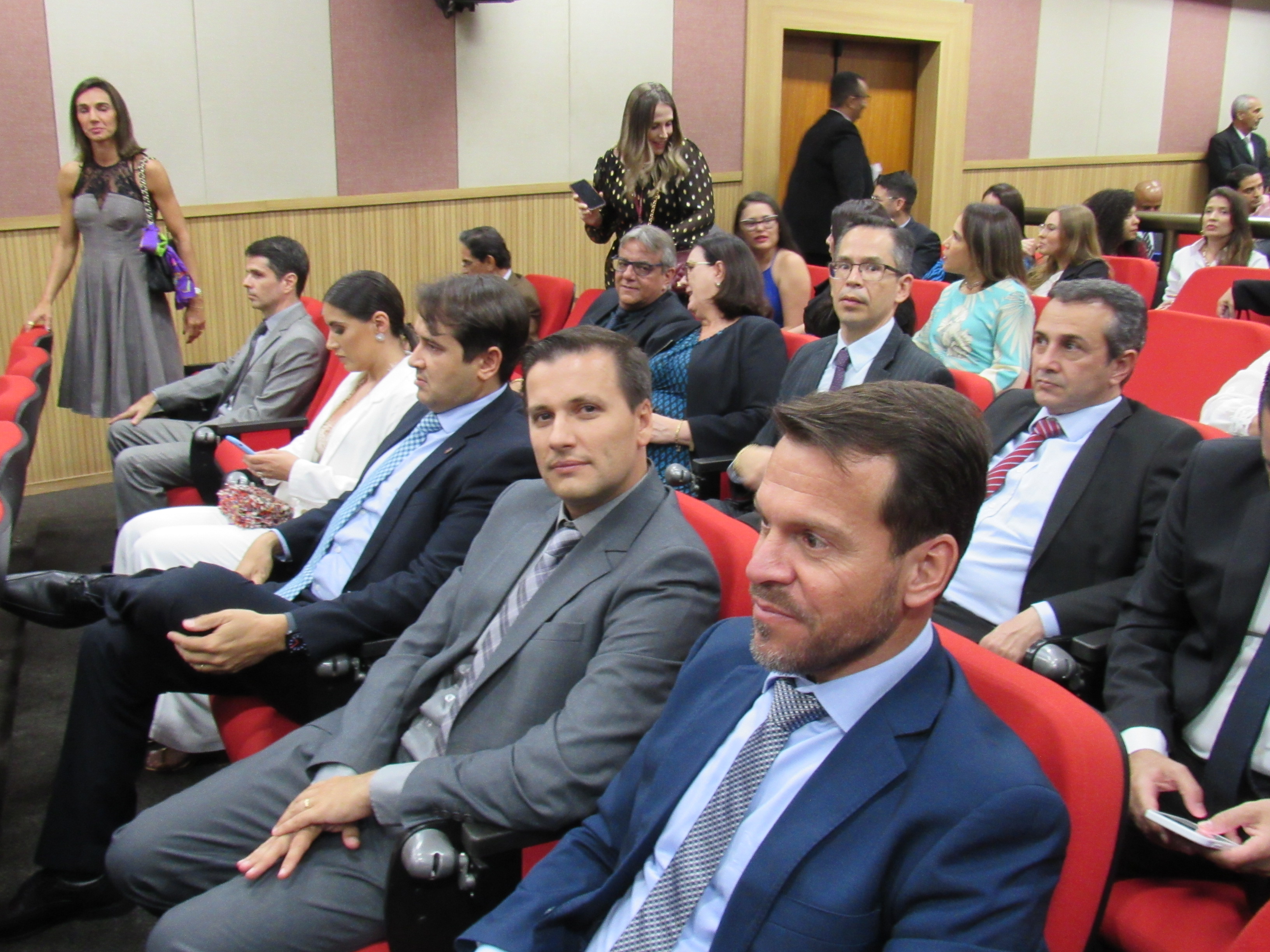 galeria/POSSE DO PGJ DR. DEOSDETE CRUZ JÚNIOR