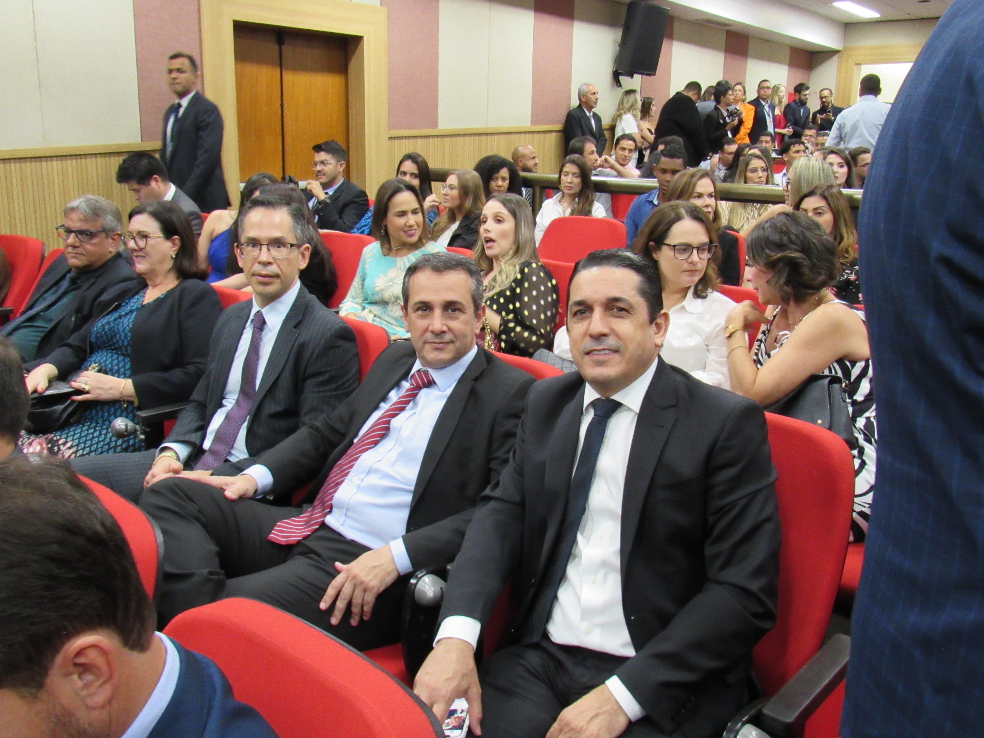 galeria/POSSE DO PGJ DR. DEOSDETE CRUZ JÚNIOR