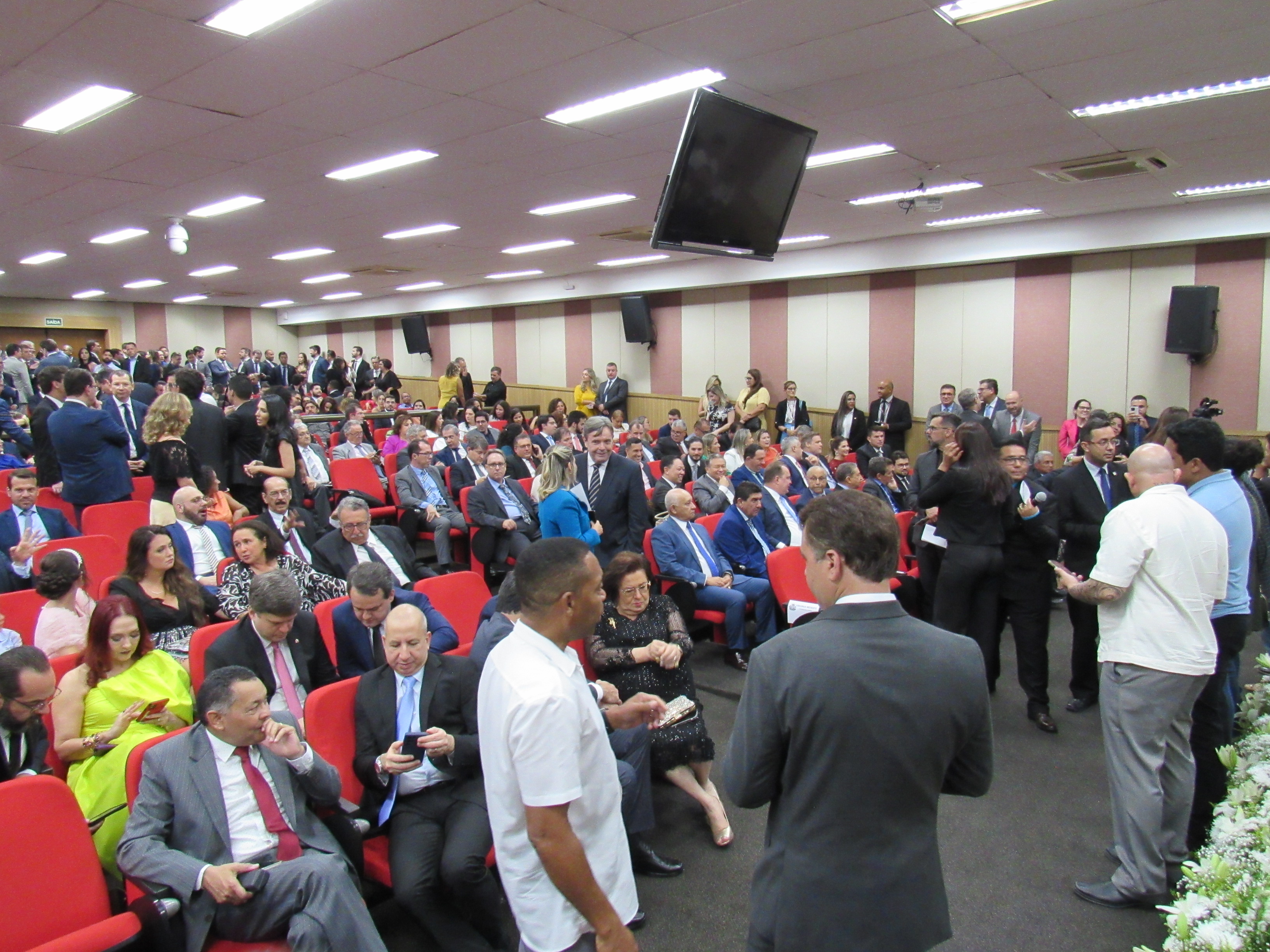 galeria/POSSE DO PGJ DR. DEOSDETE CRUZ JÚNIOR