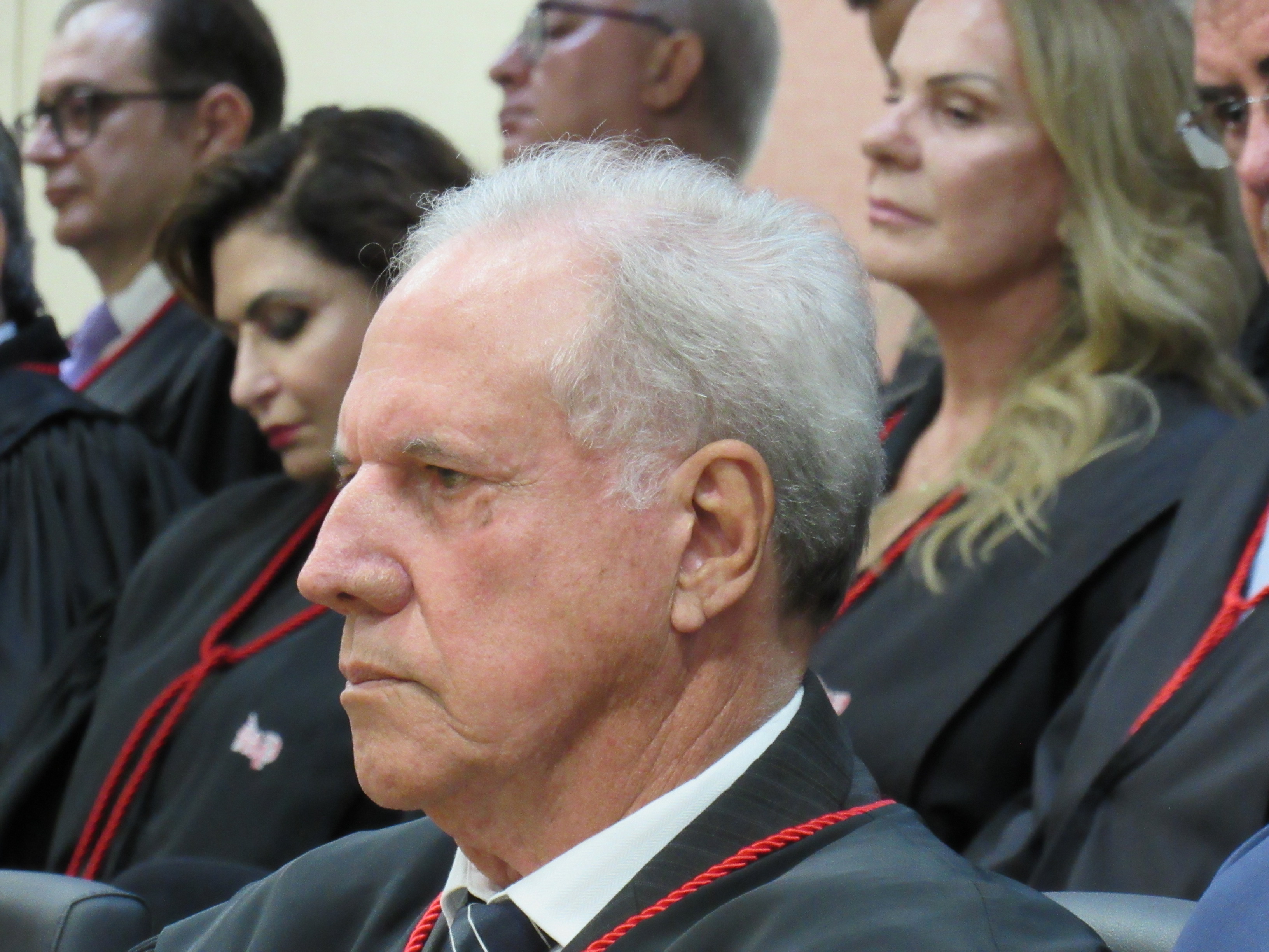 galeria/POSSE DO PGJ DR. DEOSDETE CRUZ JÚNIOR