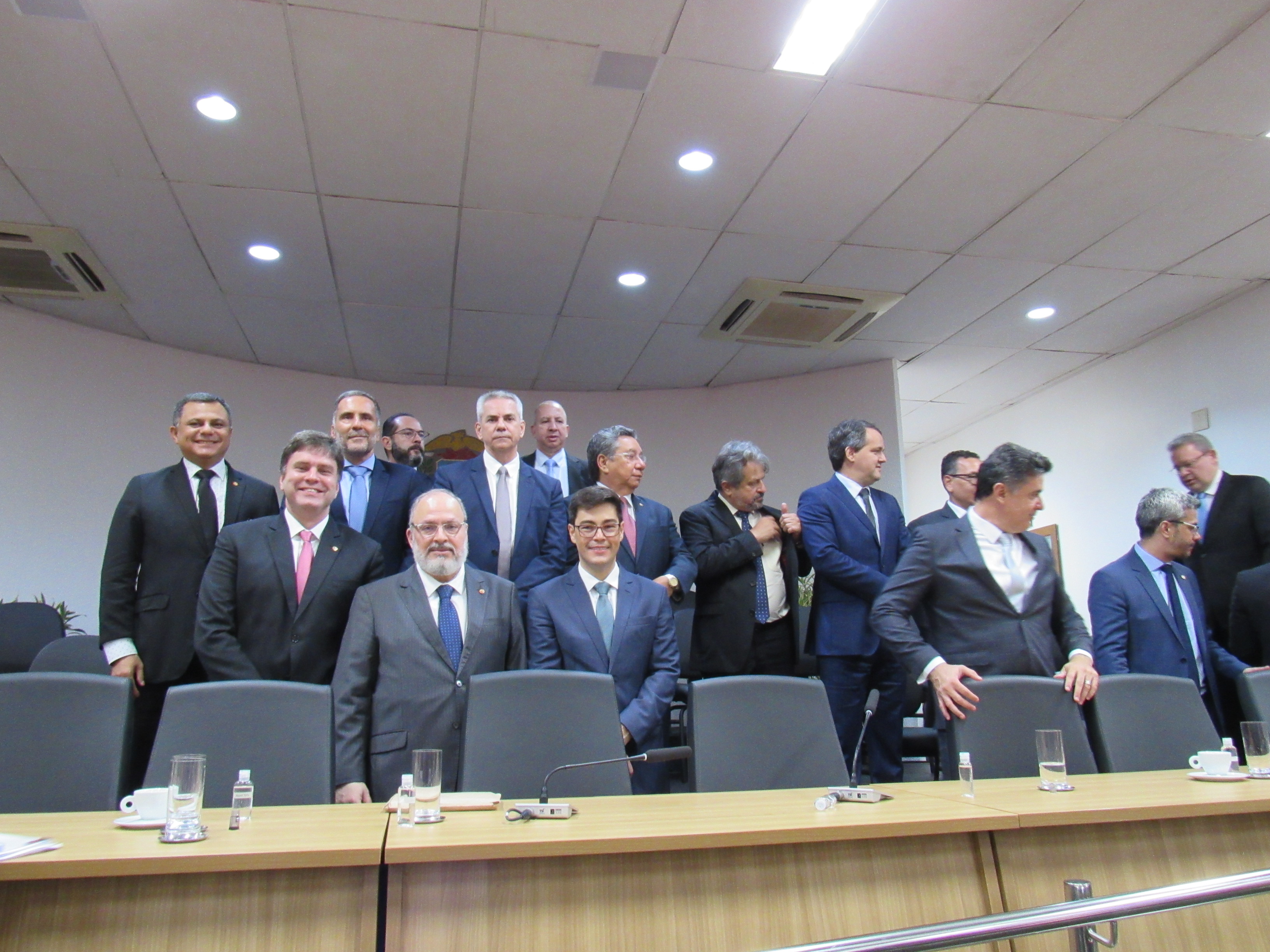 galeria/POSSE DO PGJ DR. DEOSDETE CRUZ JÚNIOR