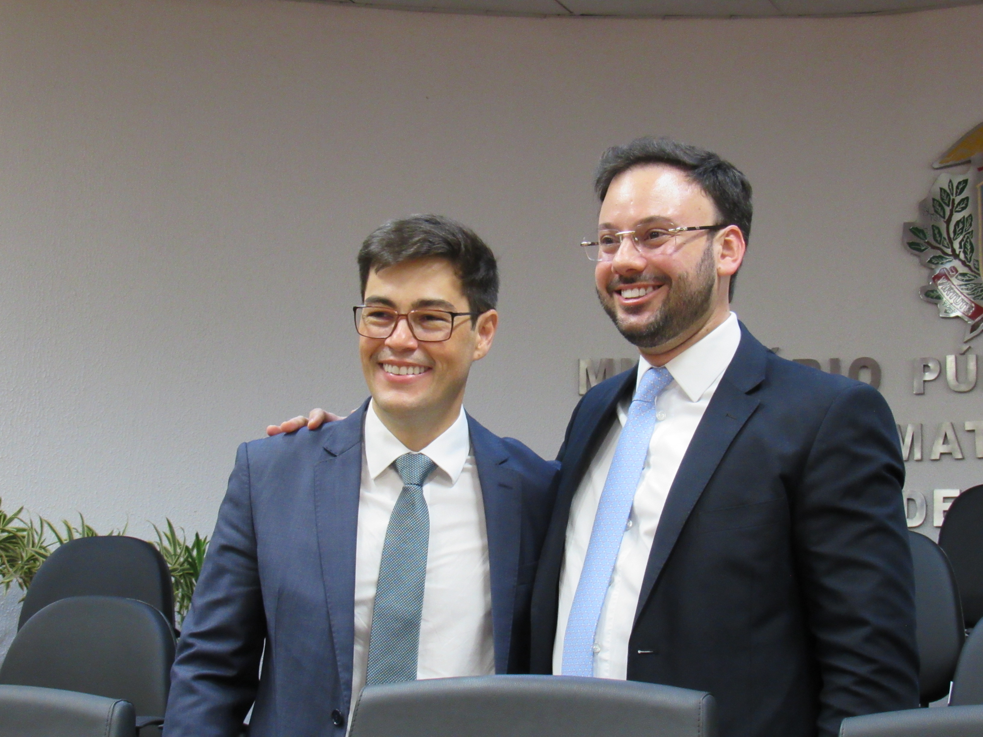 galeria/POSSE DO PGJ DR. DEOSDETE CRUZ JÚNIOR