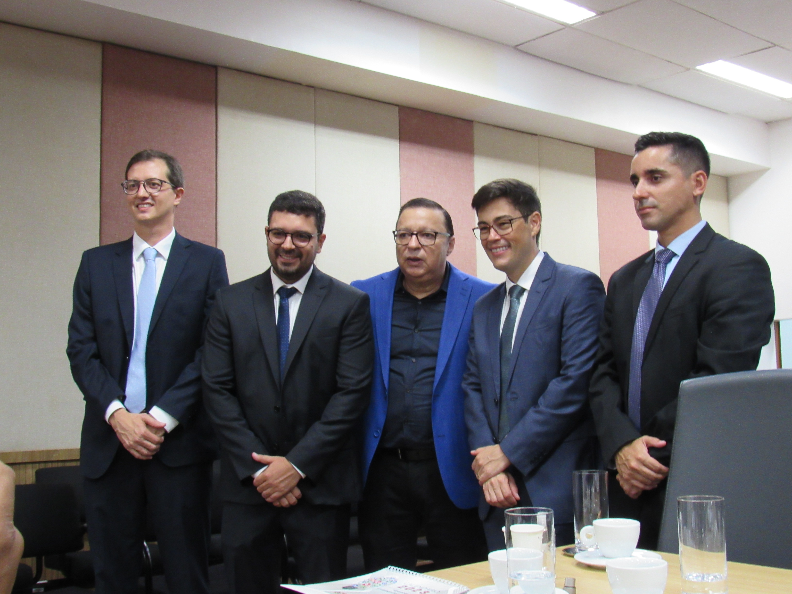 galeria/POSSE DO PGJ DR. DEOSDETE CRUZ JÚNIOR