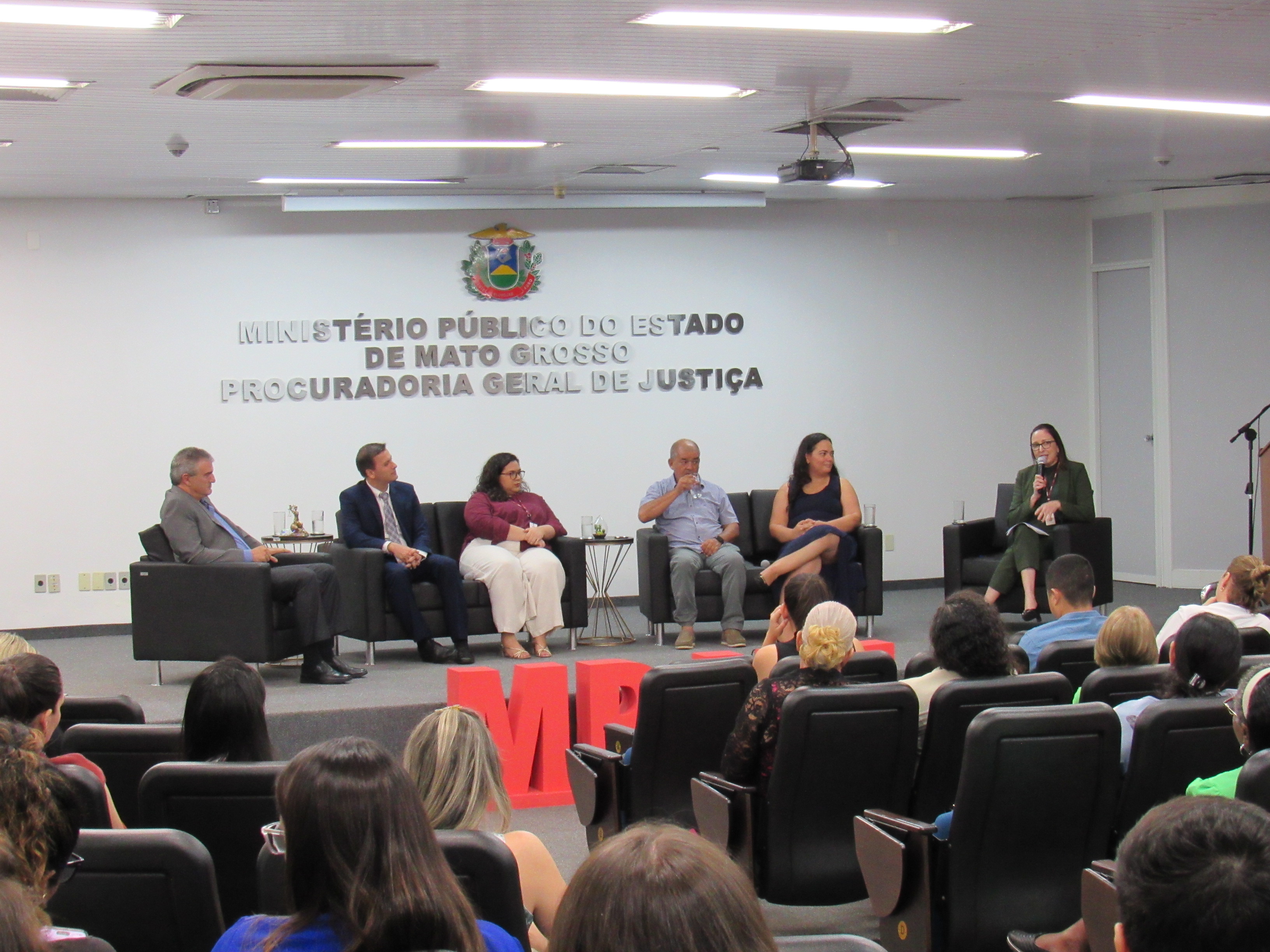 galeria/A ÚLTIMA ESTAÇÃO