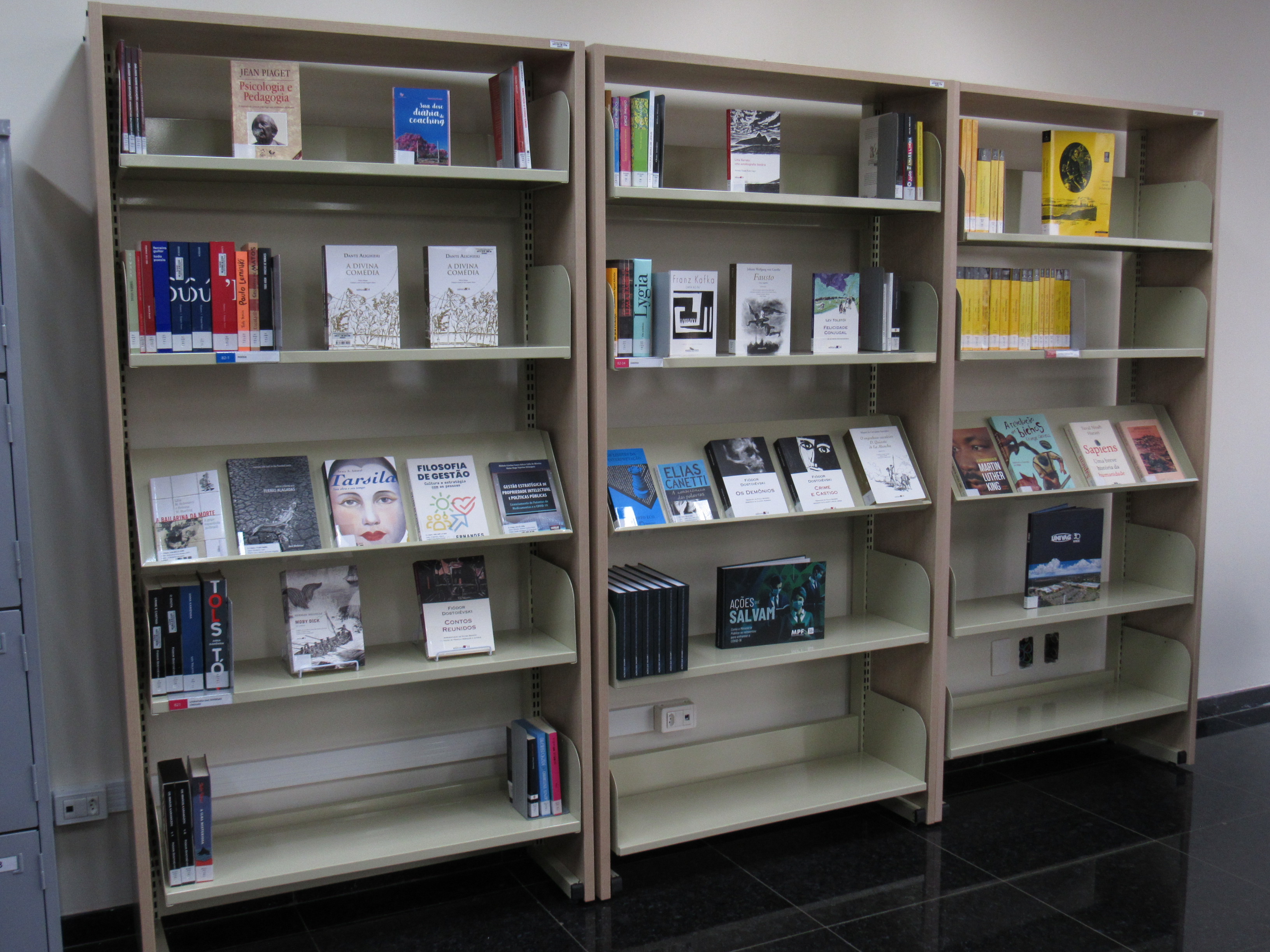 galeria/NOVA BIBLIOTECA