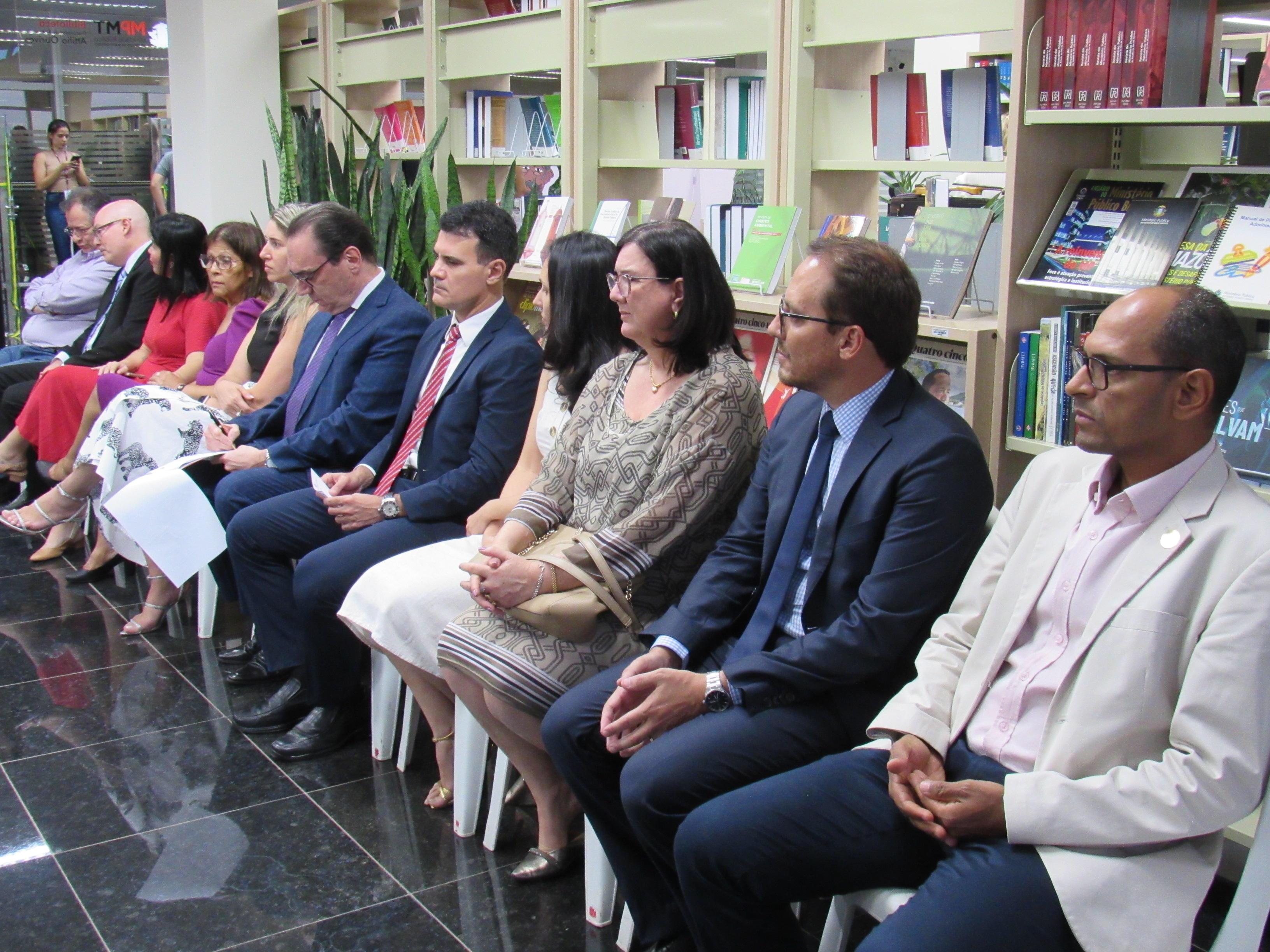 galeria/NOVA BIBLIOTECA