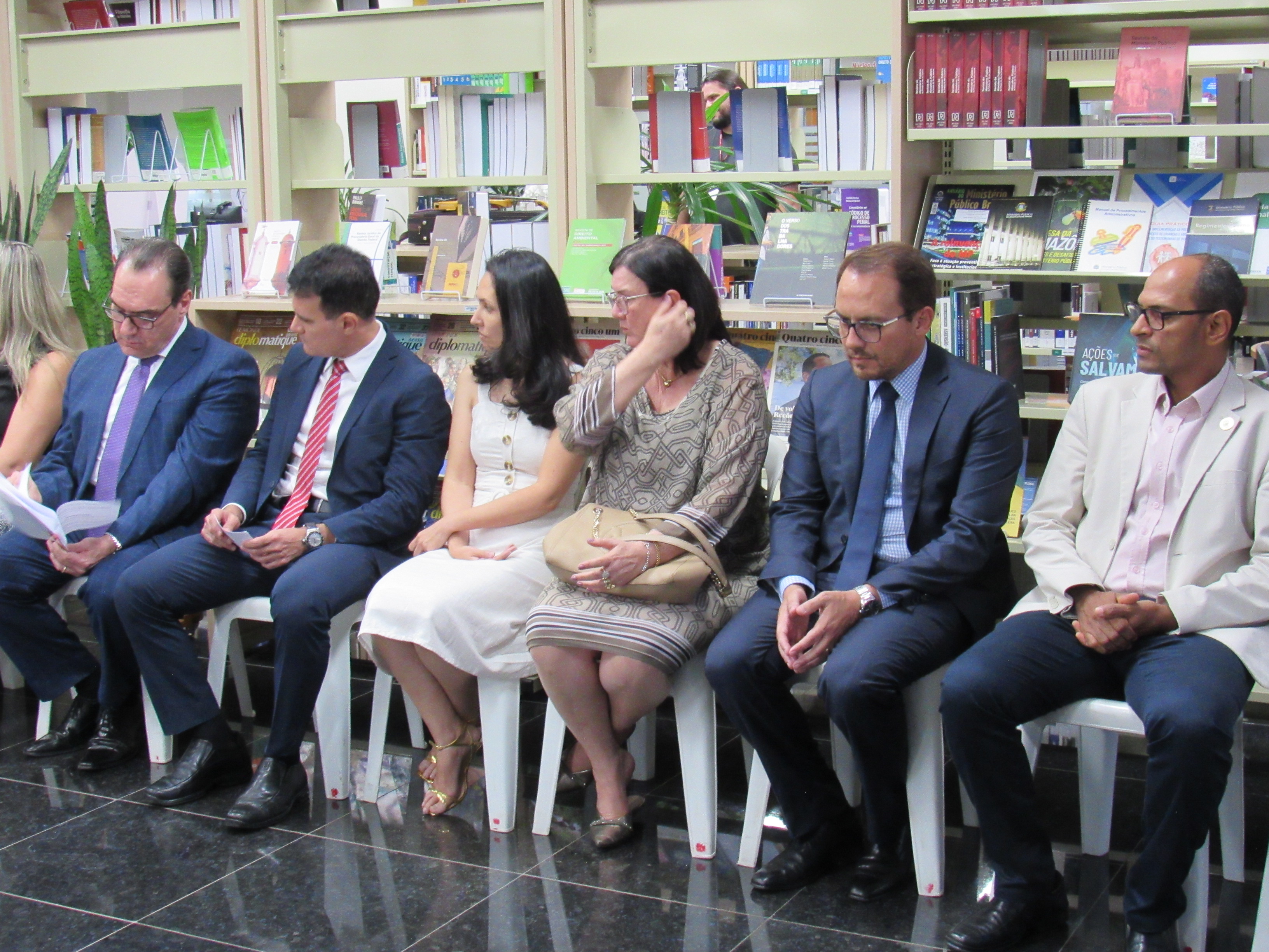 galeria/NOVA BIBLIOTECA