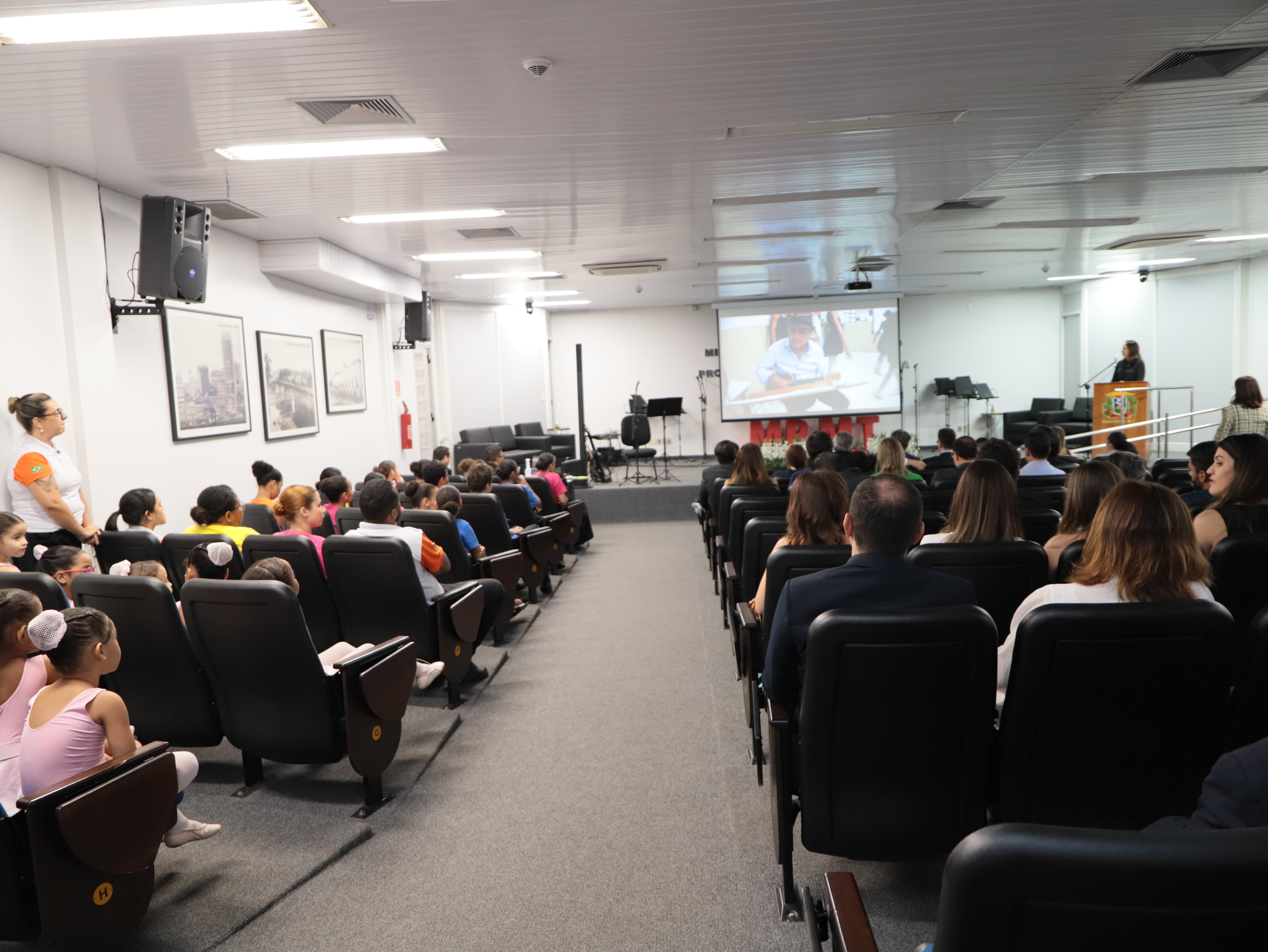 galeria/ABERTURA DO 25º ENC. EST. DO MP