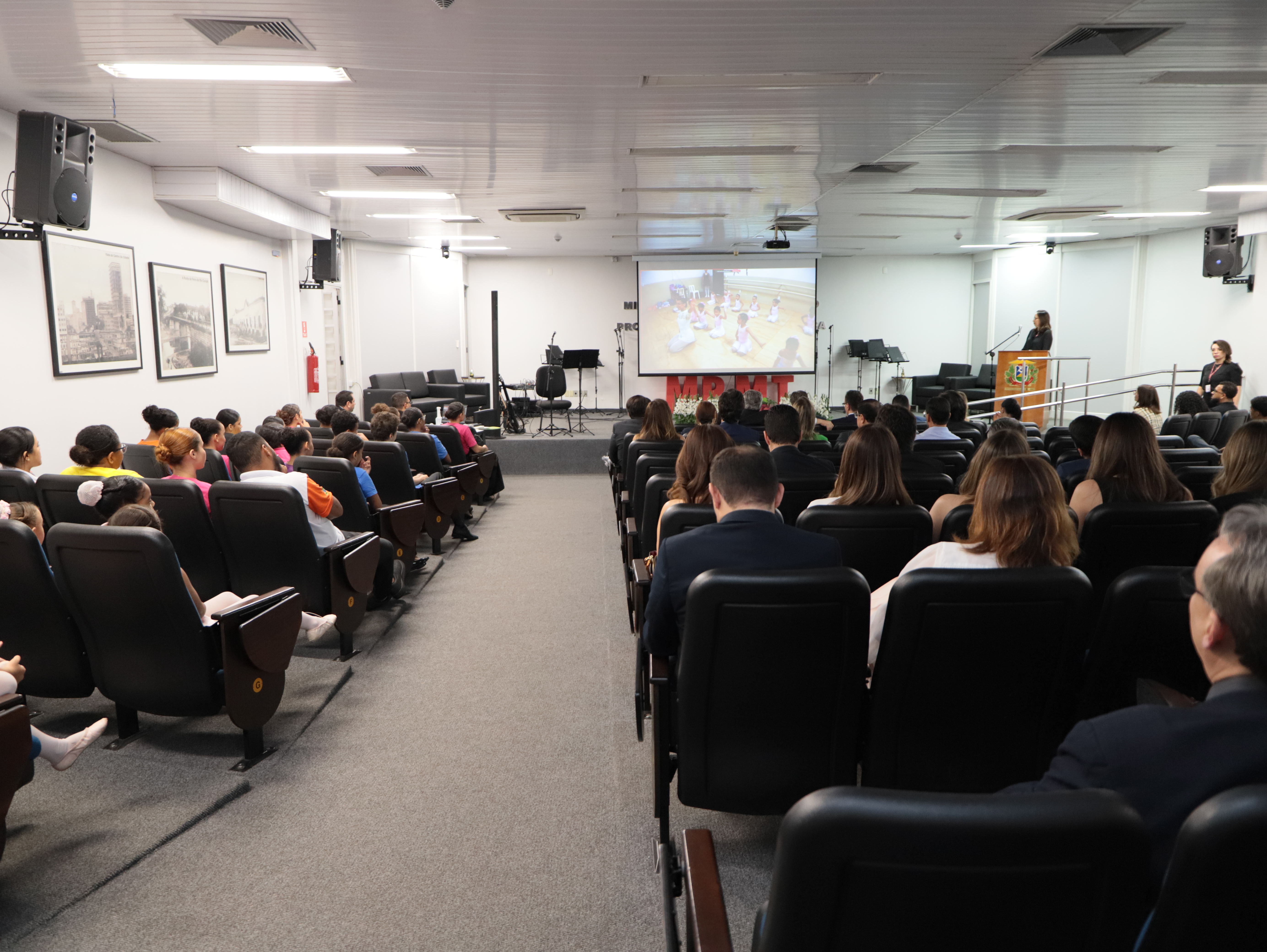 galeria/ABERTURA DO 25º ENC. EST. DO MP