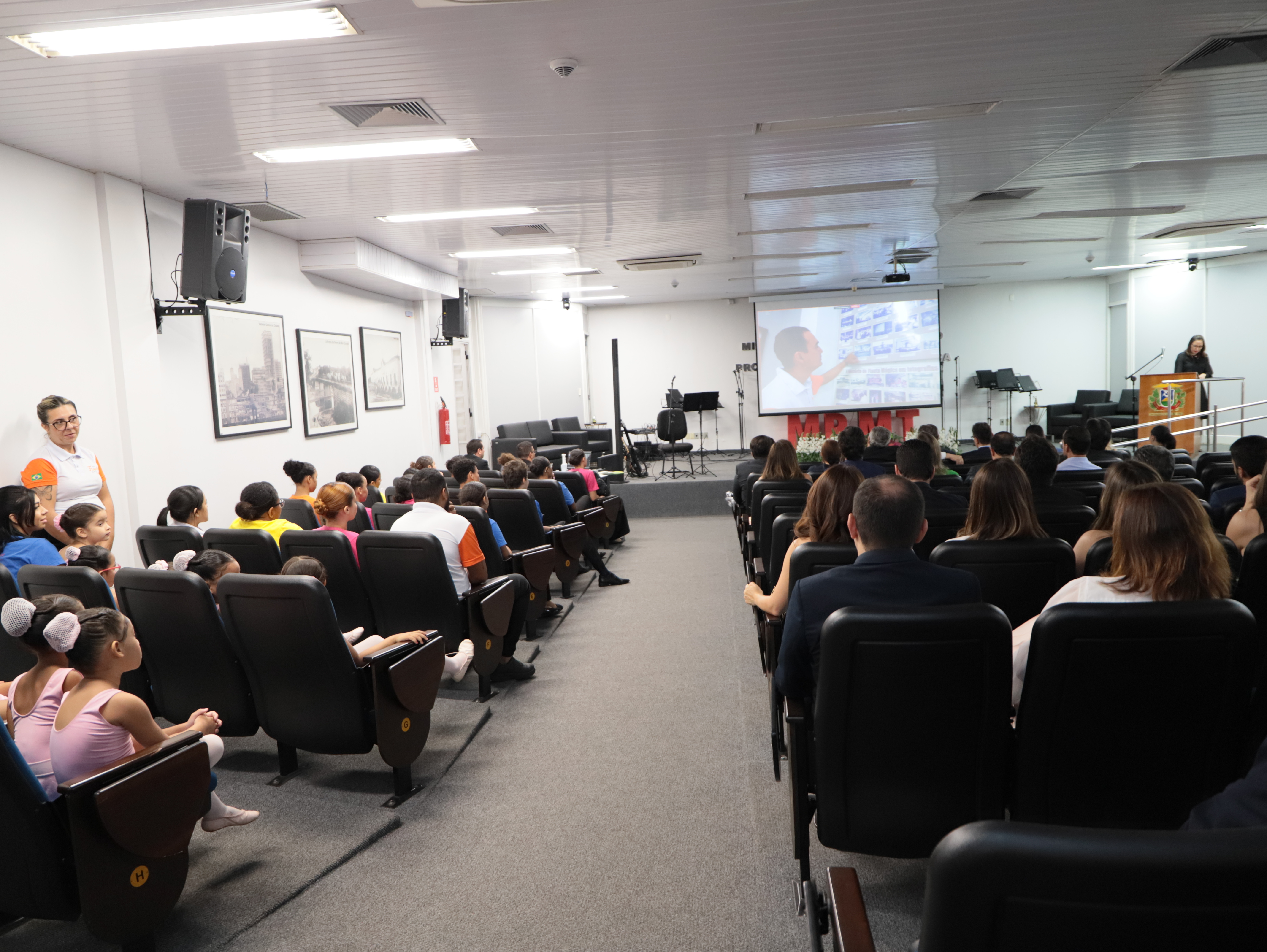 galeria/ABERTURA DO 25º ENC. EST. DO MP