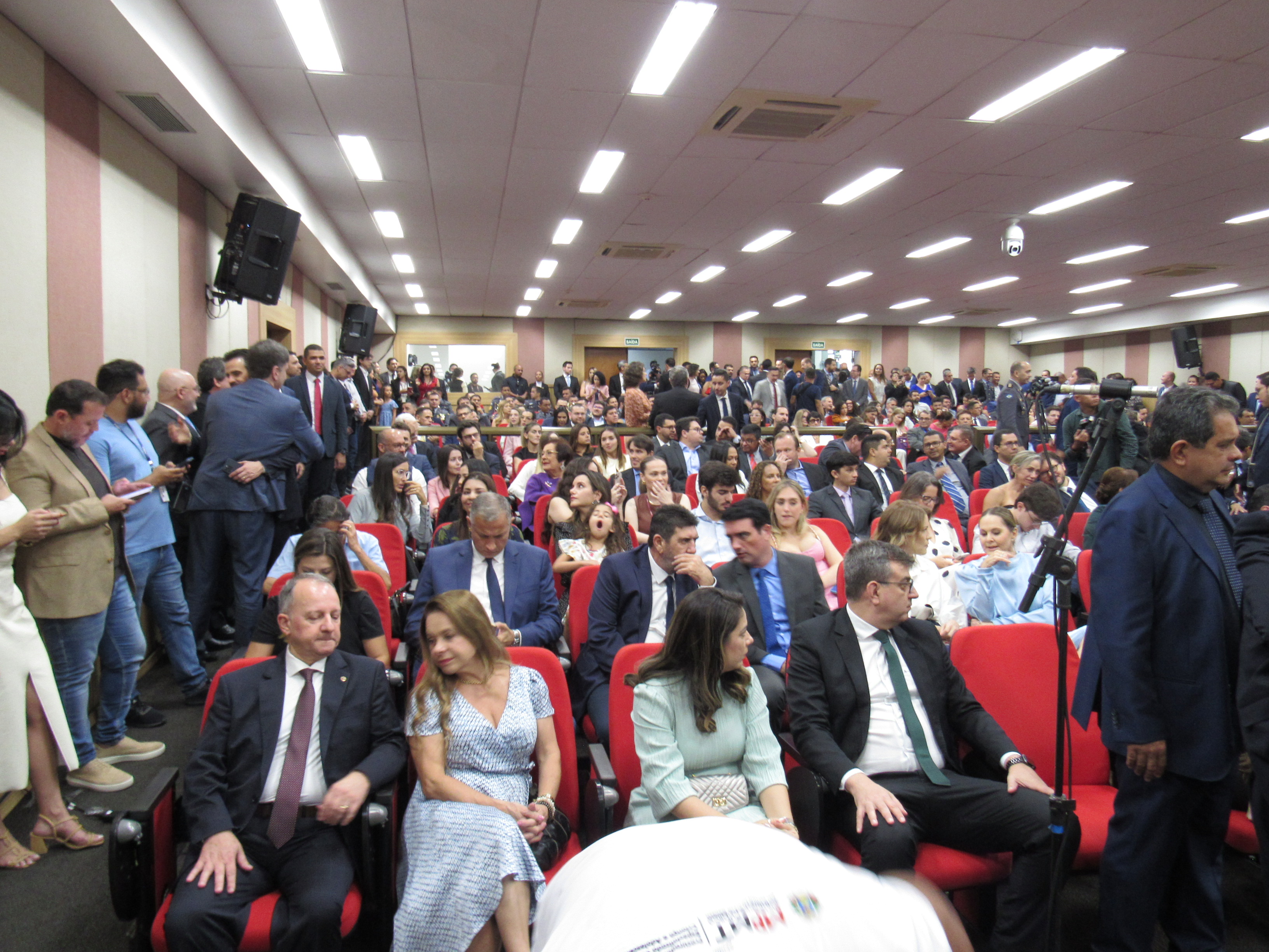 galeria/POSSE DO DR RODRIGO COMO PGJ