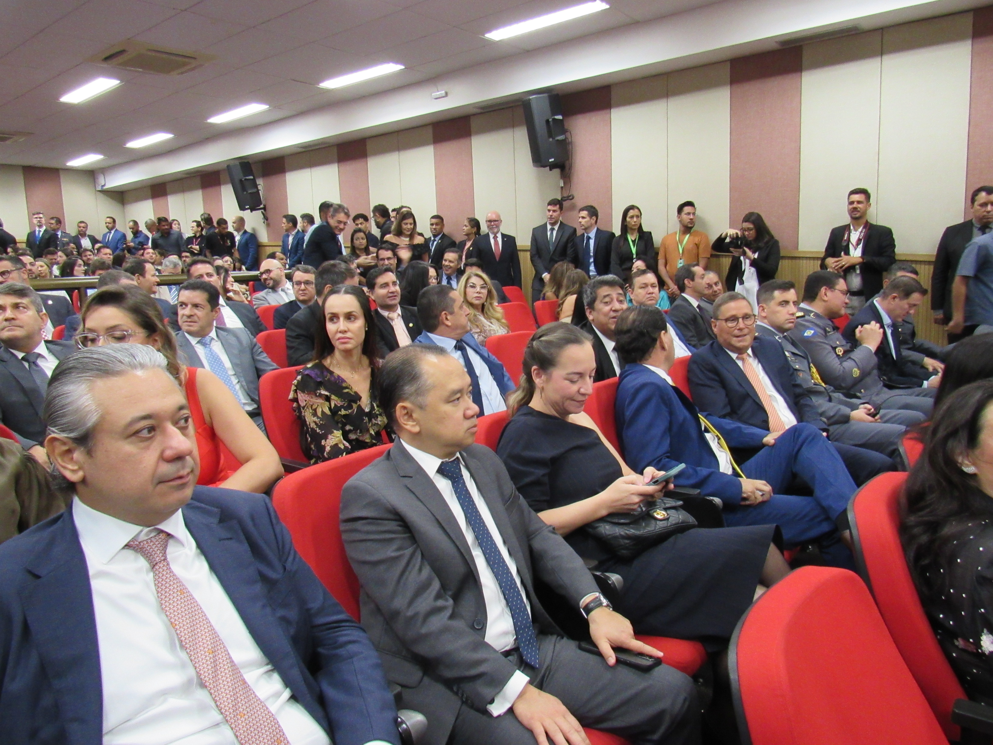 galeria/POSSE DO DR RODRIGO COMO PGJ