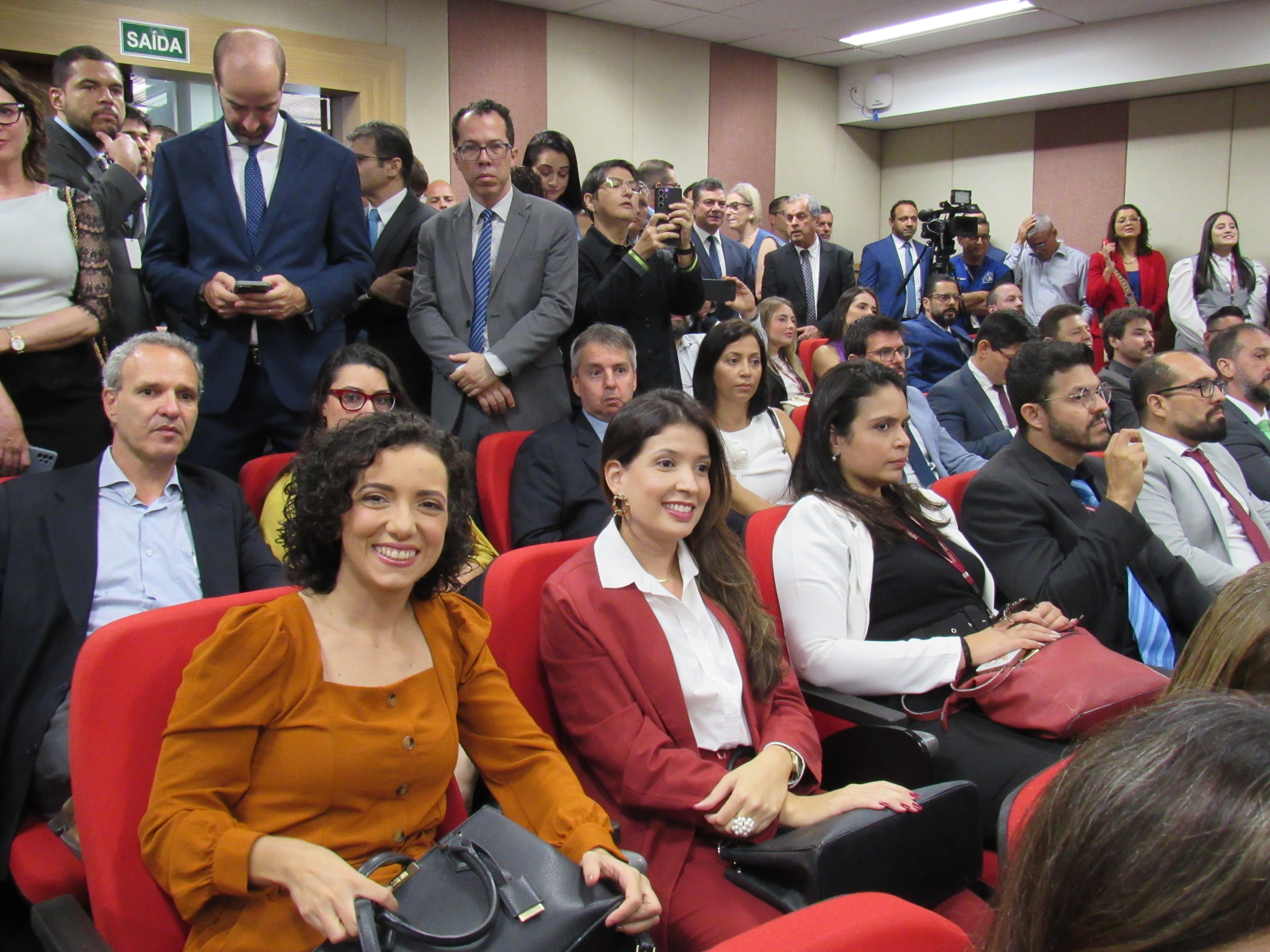 galeria/POSSE DO DR RODRIGO COMO PGJ