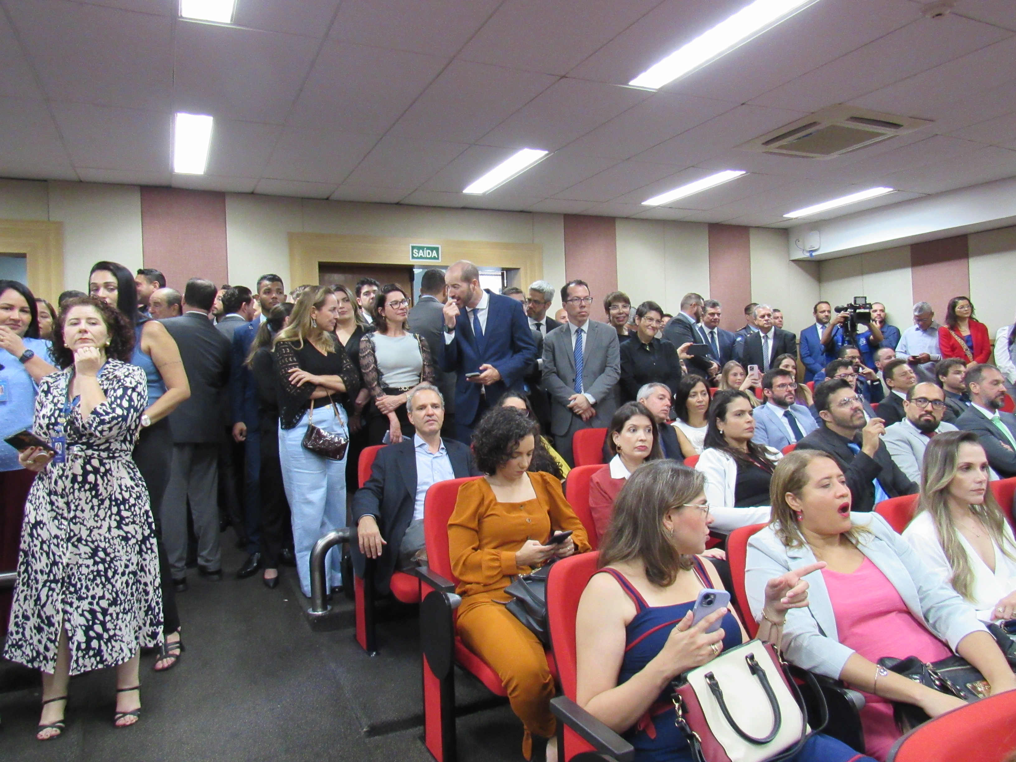 galeria/POSSE DO DR RODRIGO COMO PGJ