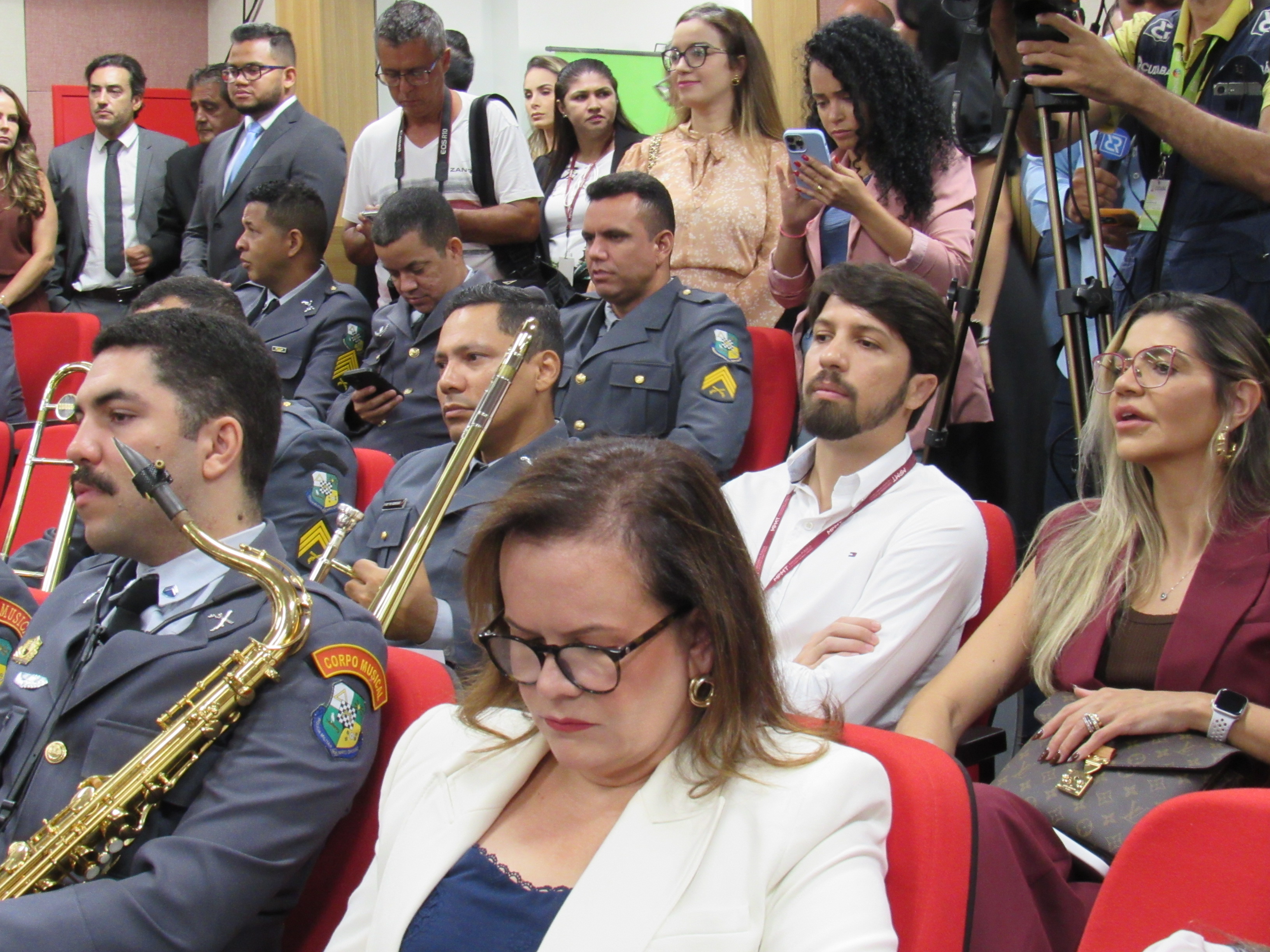 galeria/POSSE DO DR RODRIGO COMO PGJ