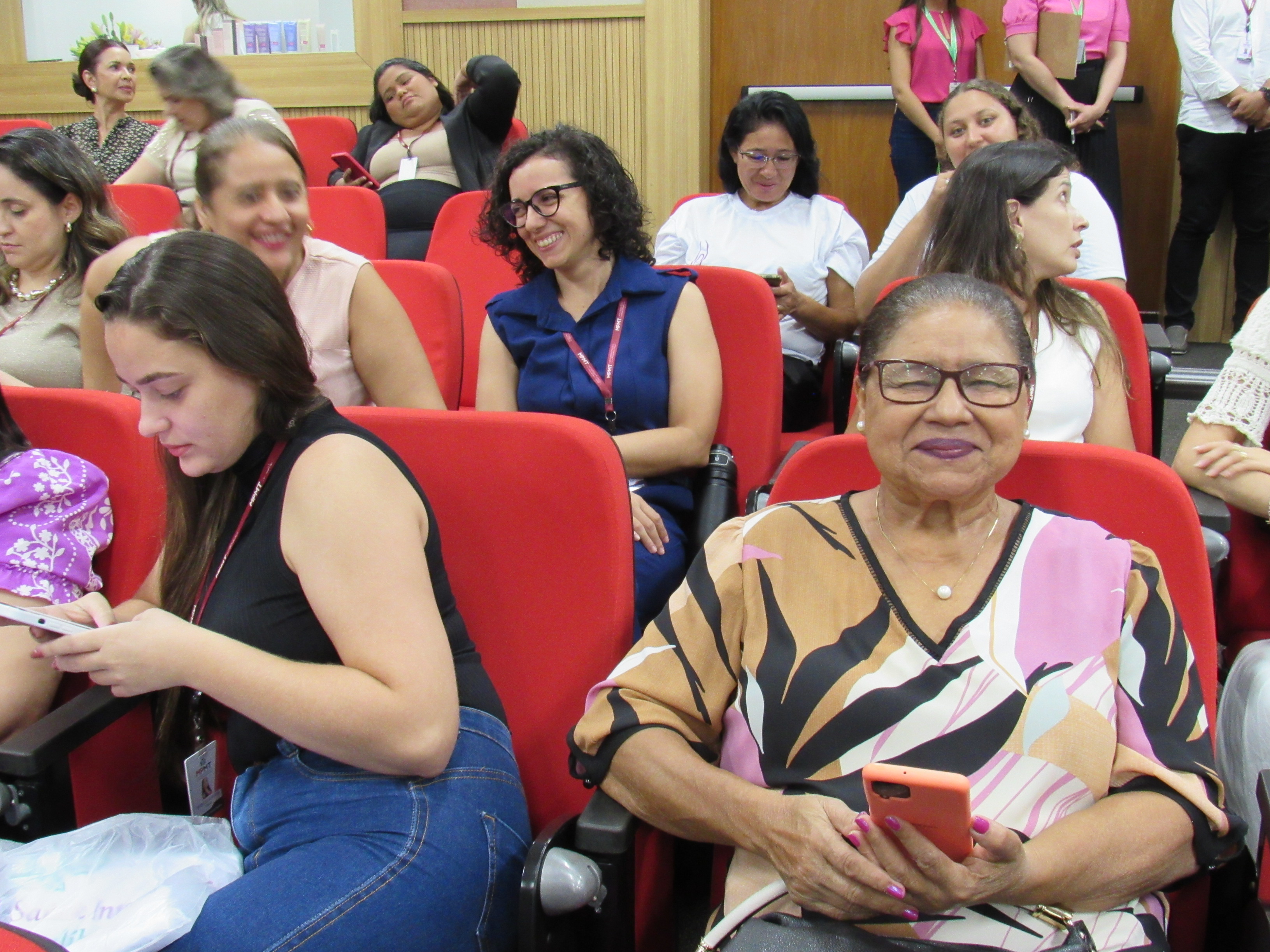 galeria/COMEMORAÇÃO DIA INTERNACIONAL DA MULHER