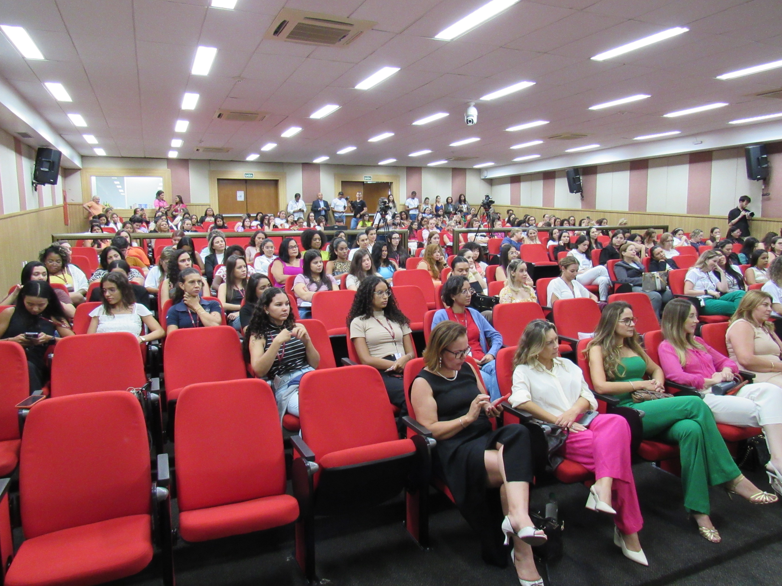 galeria/COMEMORAÇÃO DIA INTERNACIONAL DA MULHER